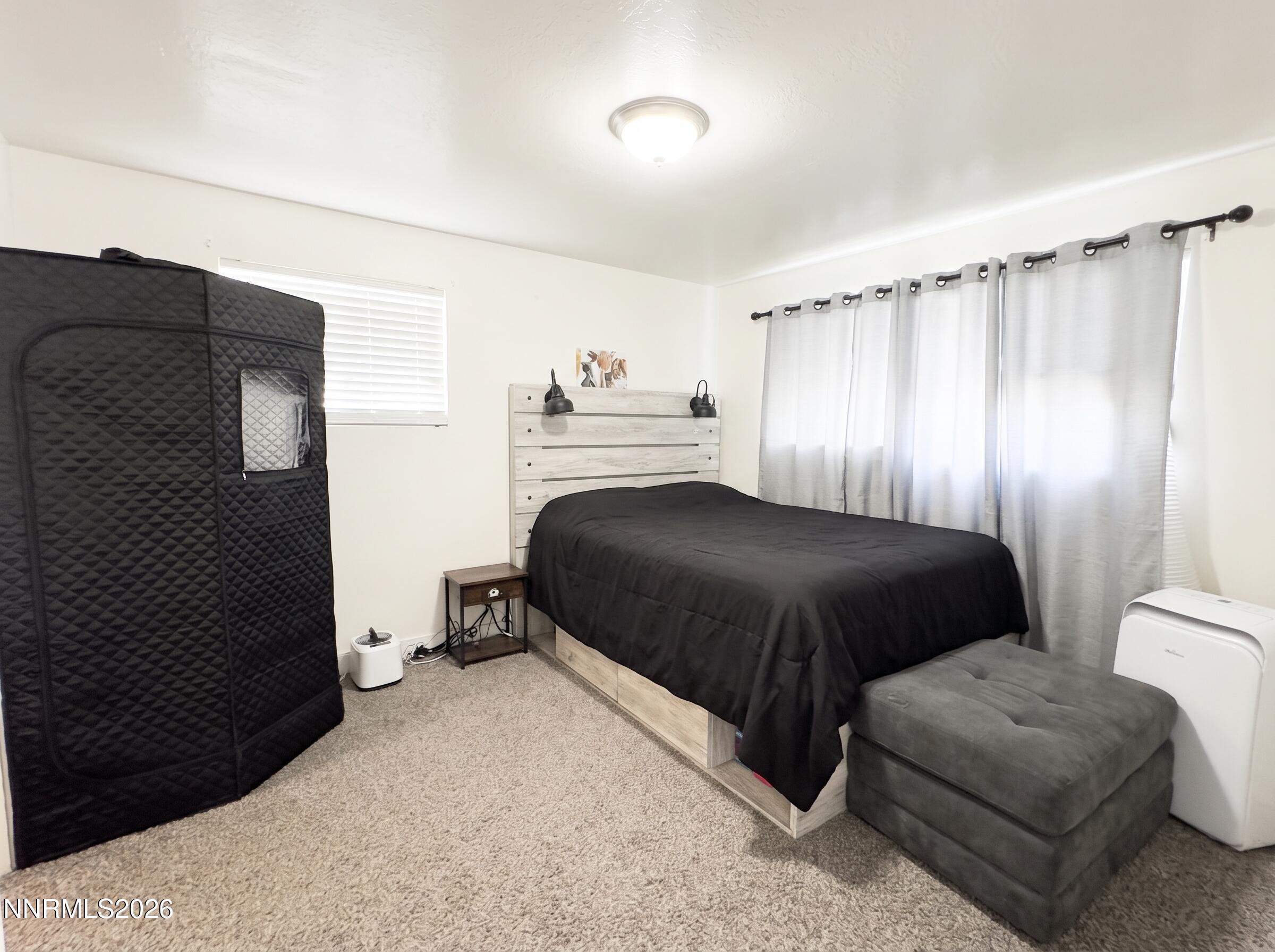 1230 E Street Property Photo 6