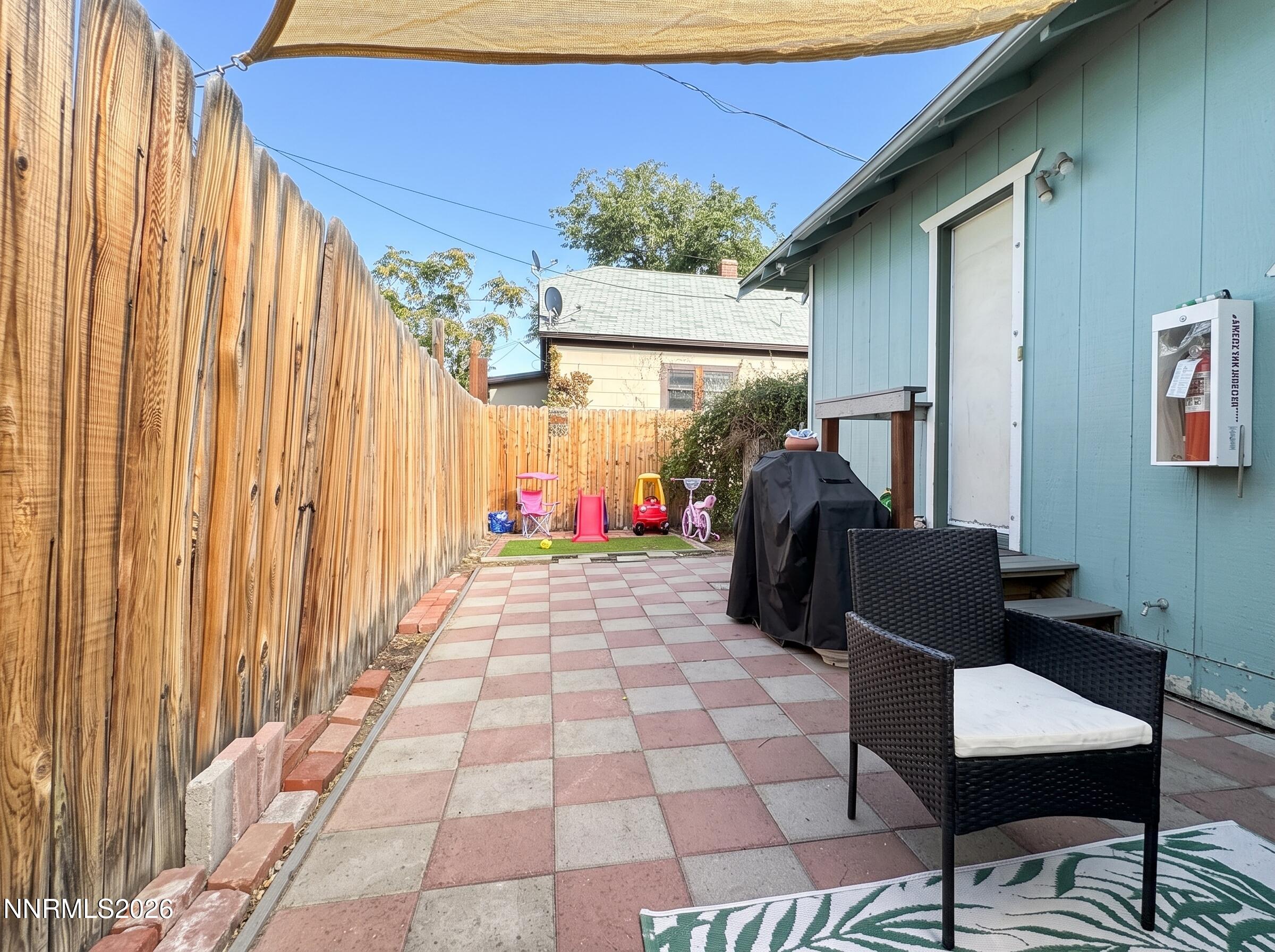 1230 E Street Property Photo 10