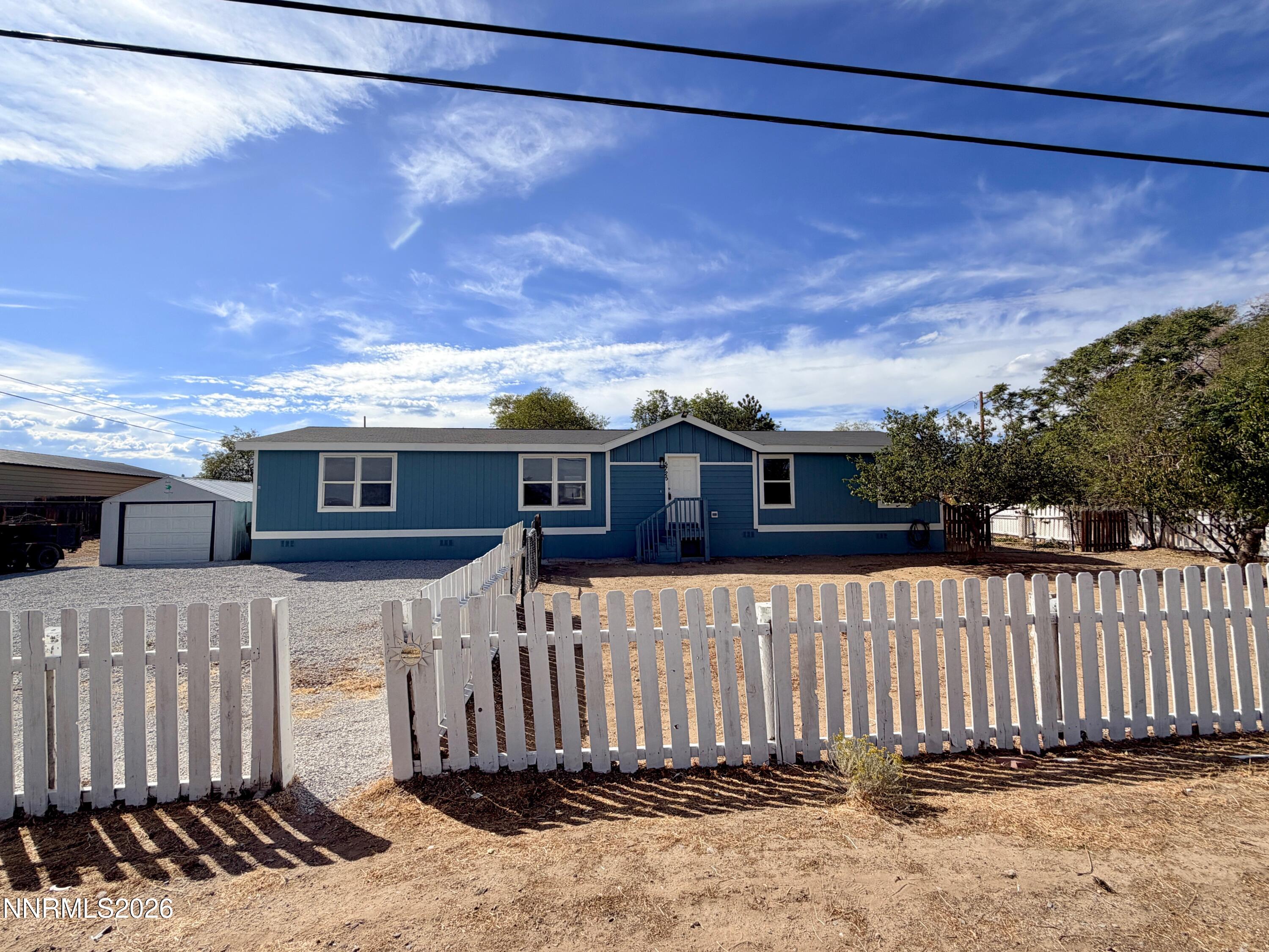 5725 Sidehill Drive Property Photo 1