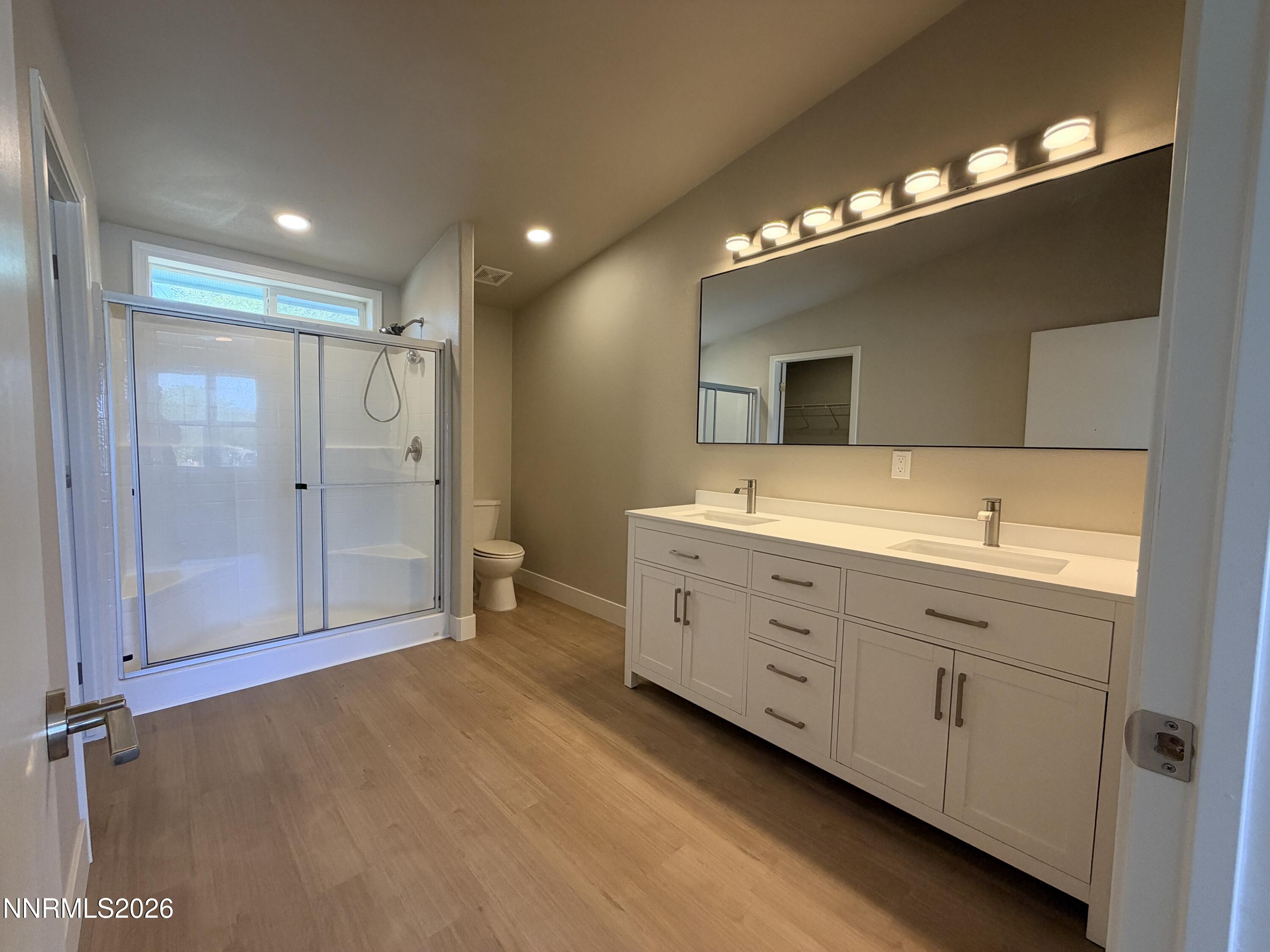 5725 Sidehill Drive Property Photo 14