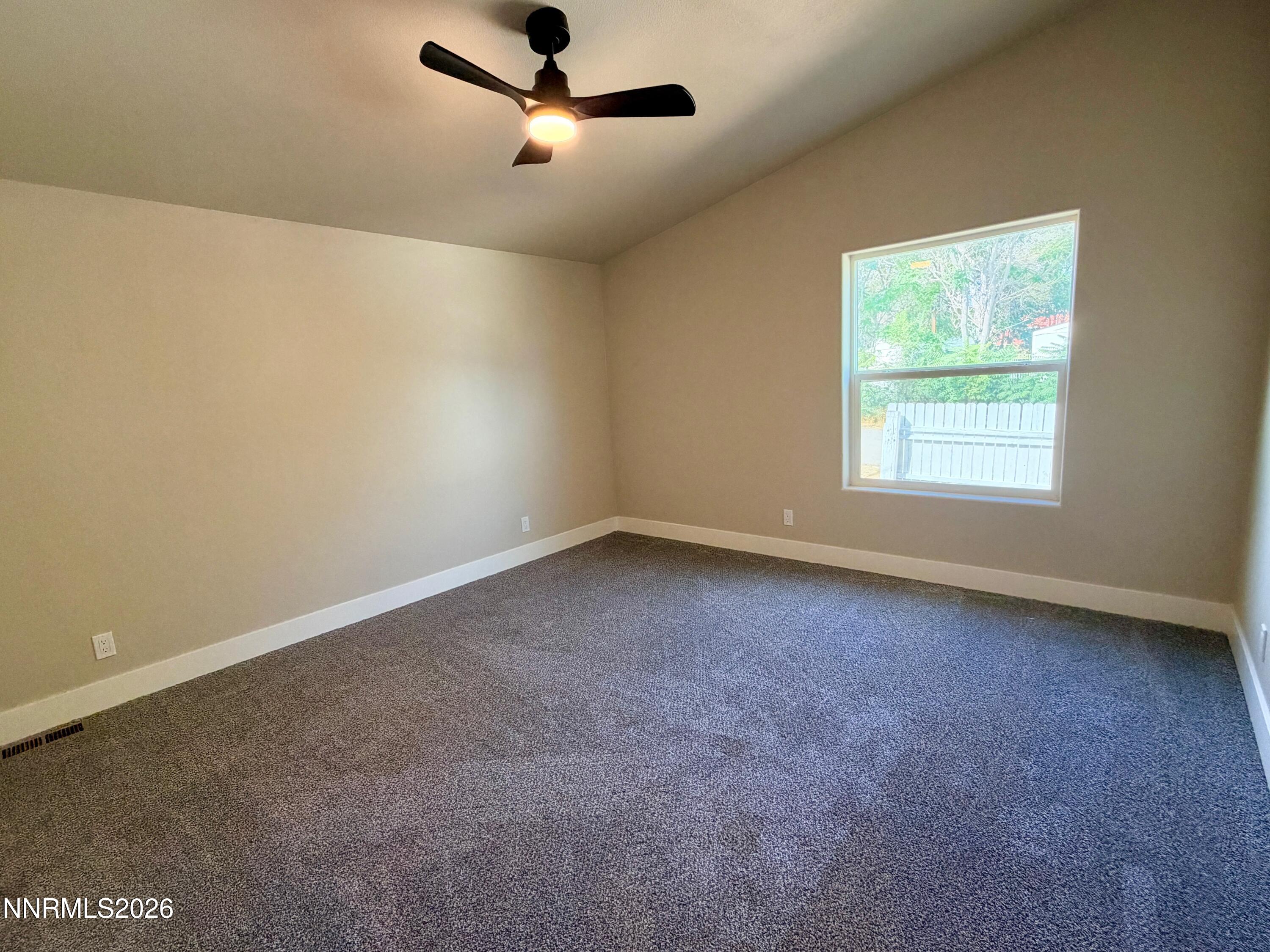 5725 Sidehill Drive Property Photo 16