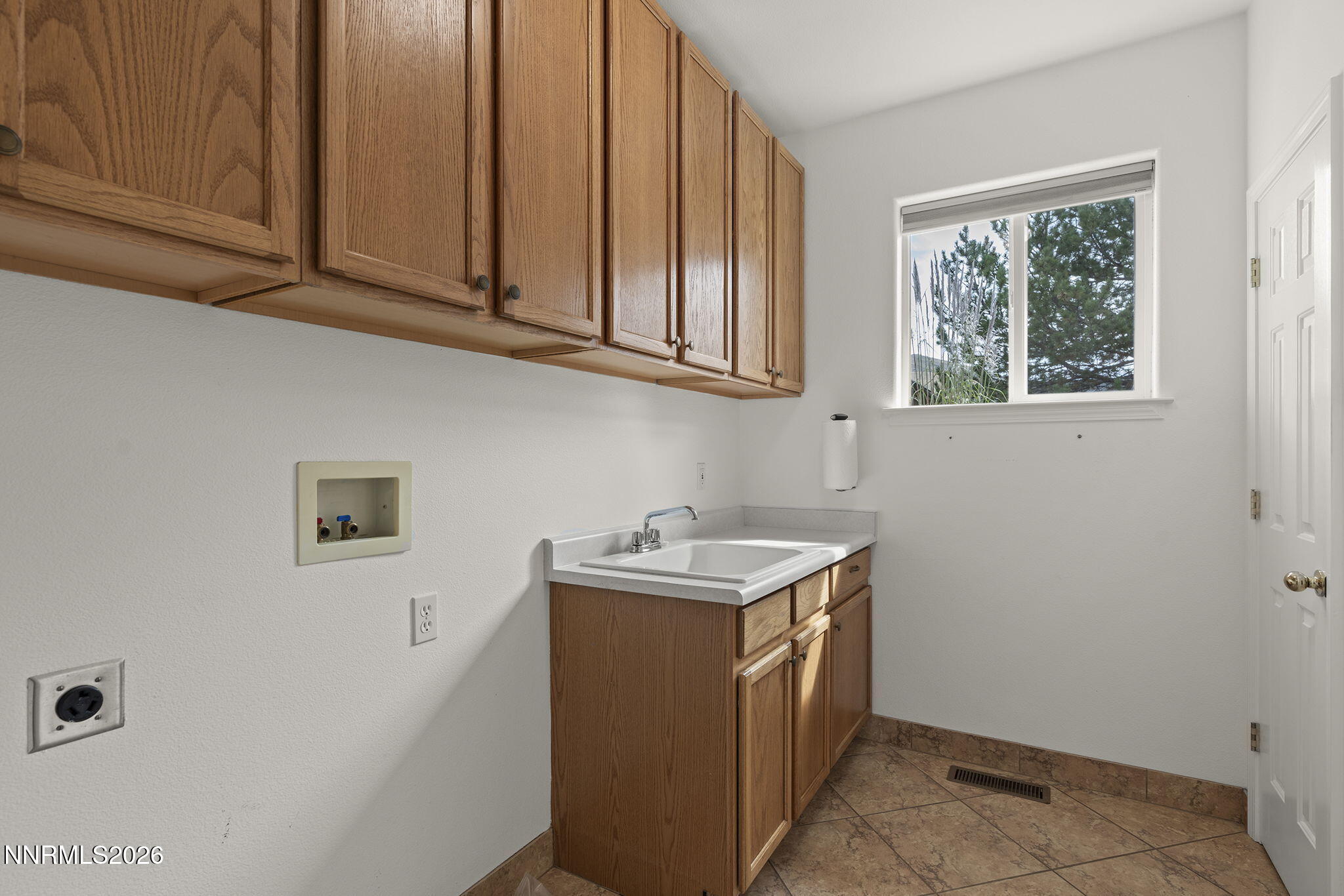 2987 Del Rio Lane Property Photo 27