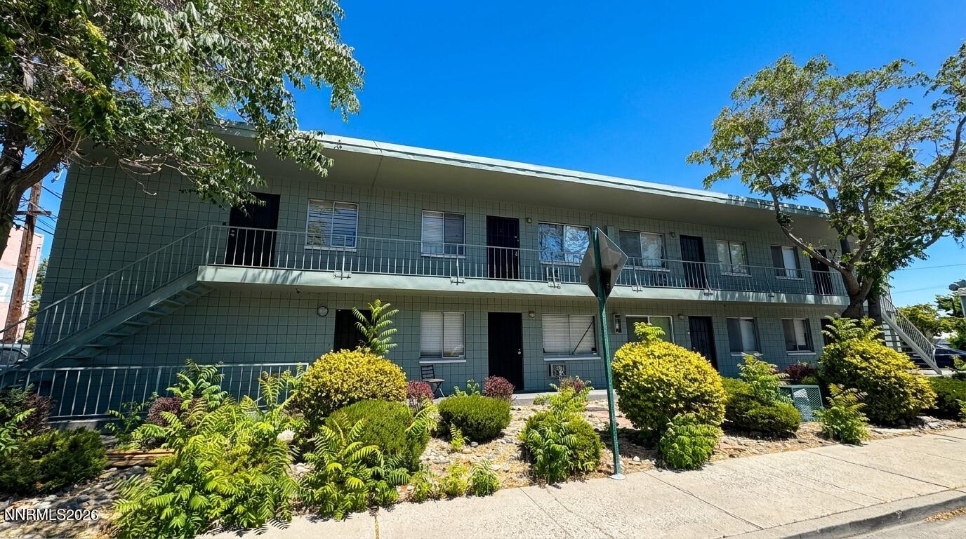 190 Locust Street Property Photo 1