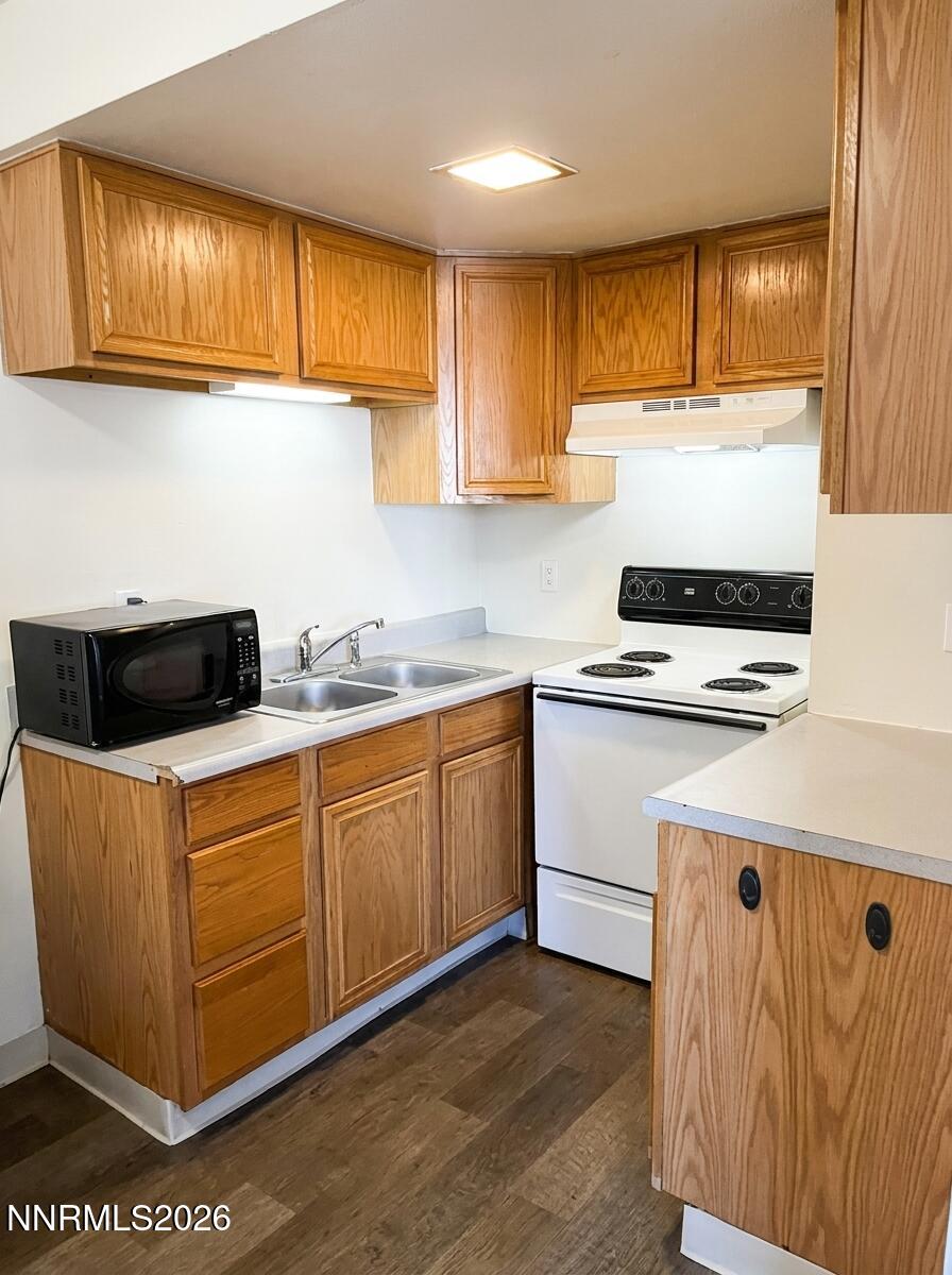 190 Locust Street Property Photo 13