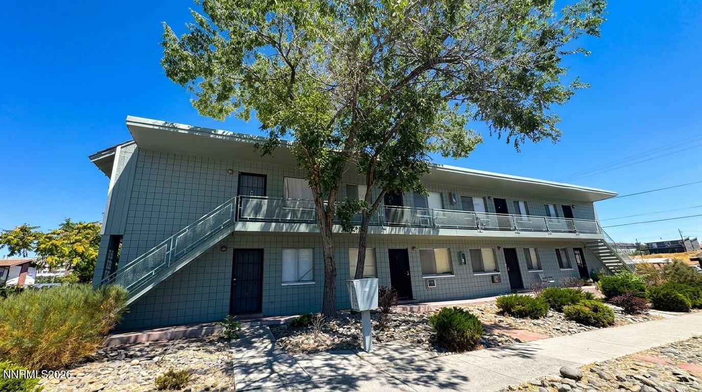 900 Willow Street Property Photo 1