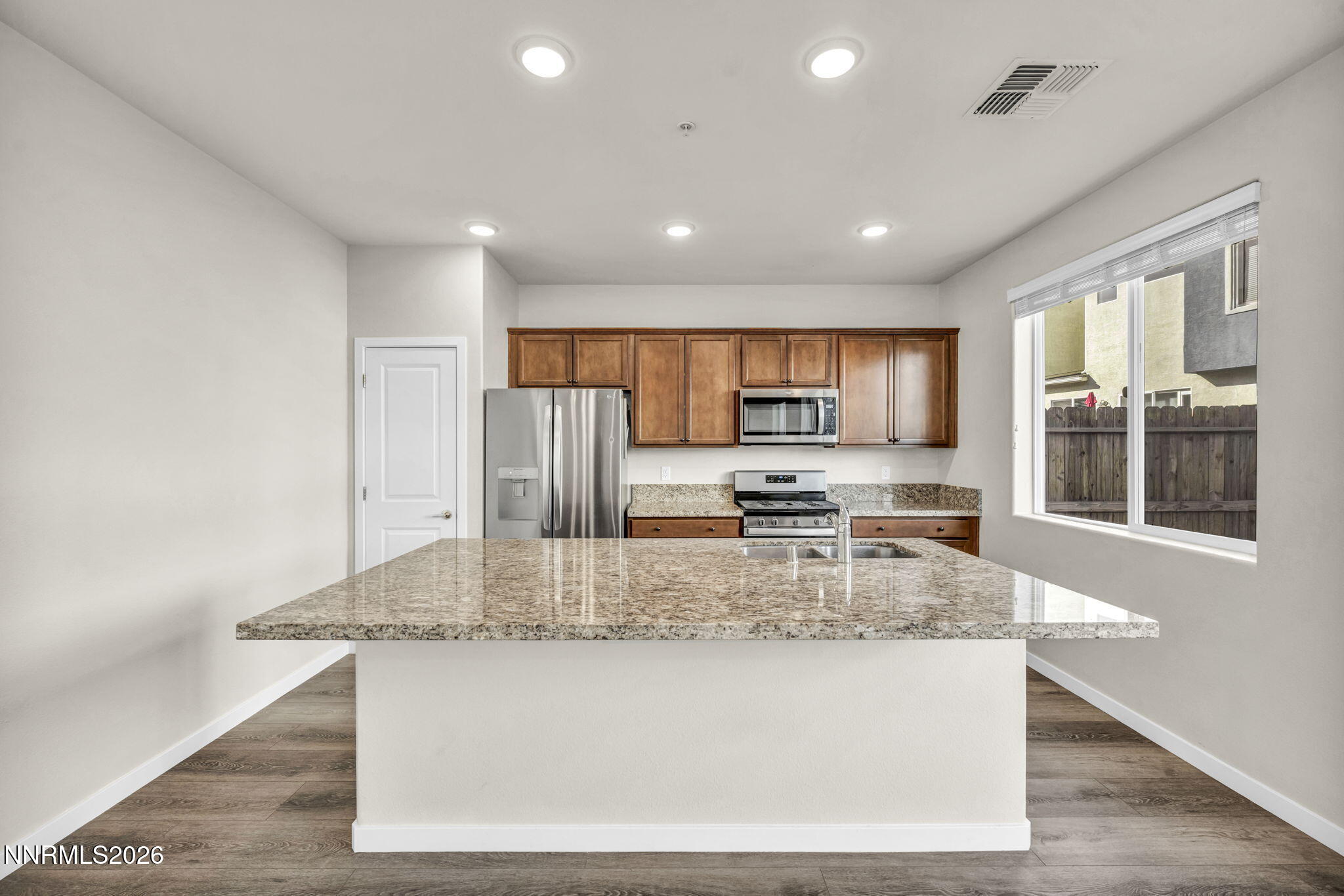 4921 Black Falcon Way Property Photo 9