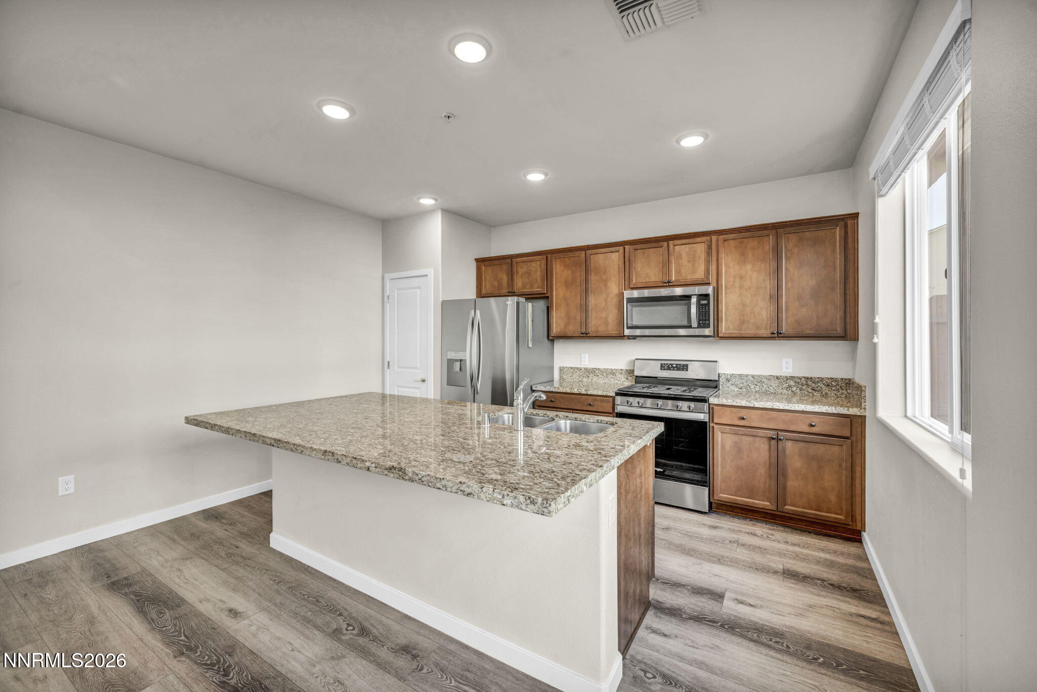 4921 Black Falcon Way Property Photo 10