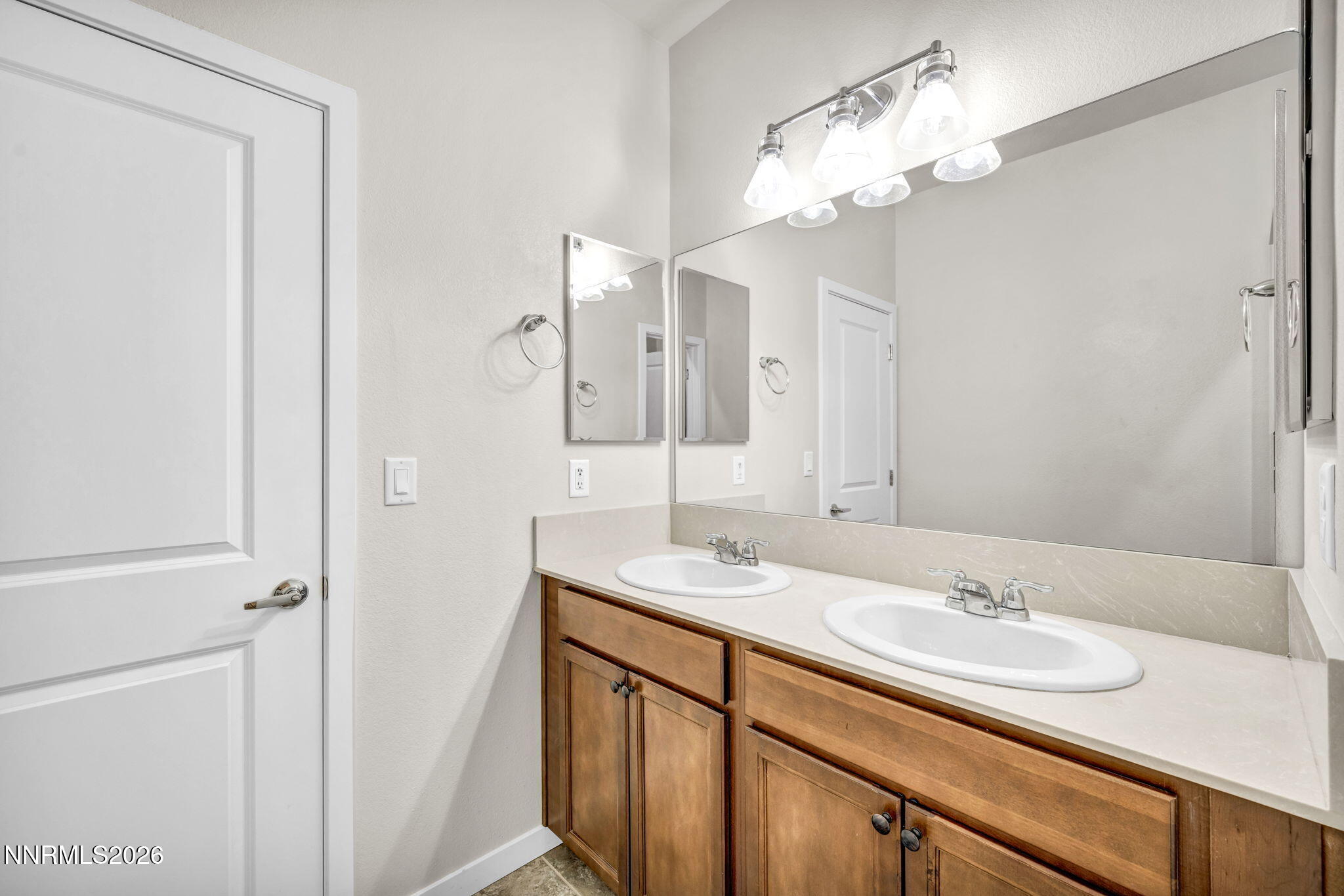 4921 Black Falcon Way Property Photo 21