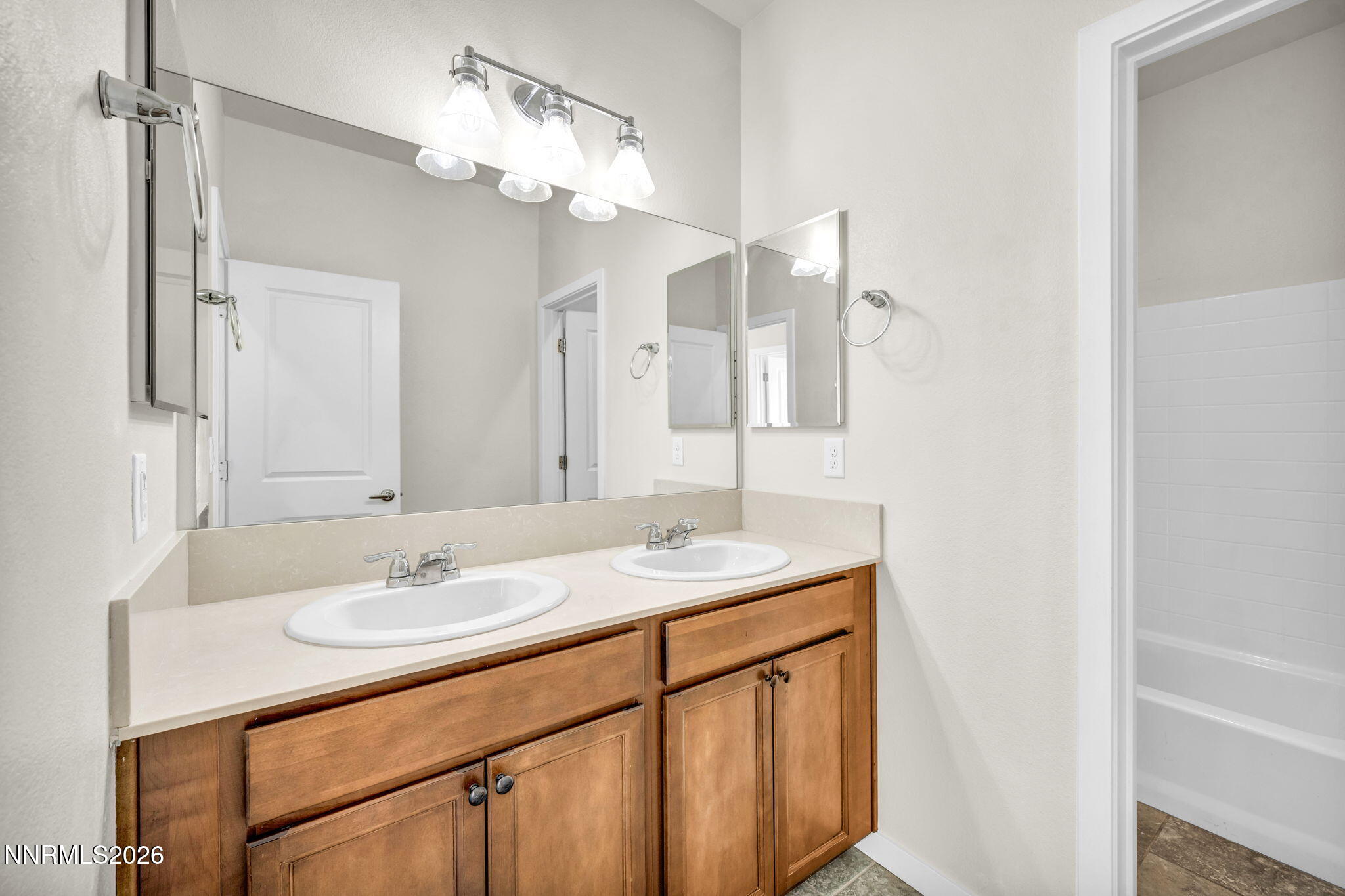 4921 Black Falcon Way Property Photo 22