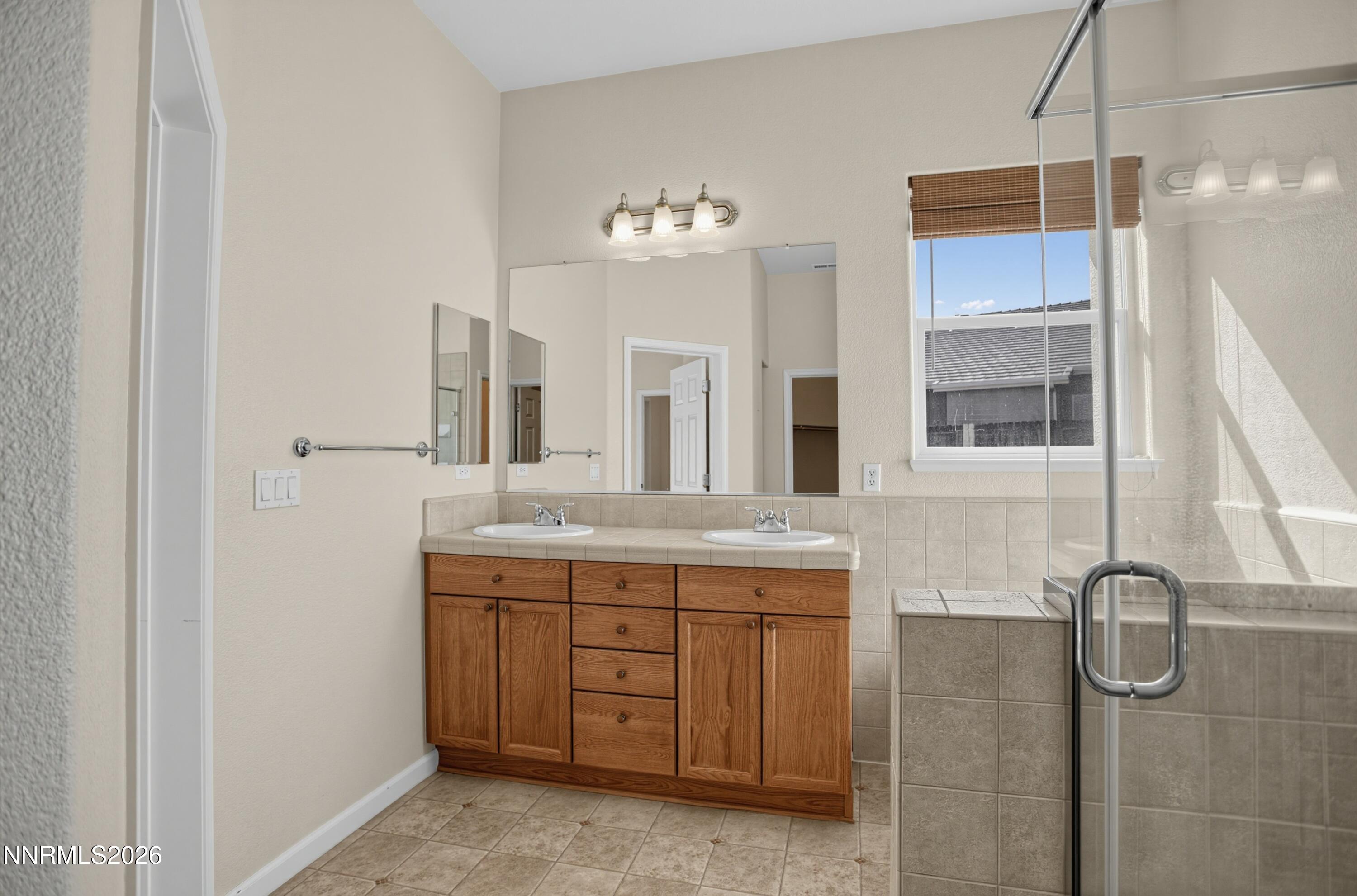 1640 Ghettis Way Property Photo 27