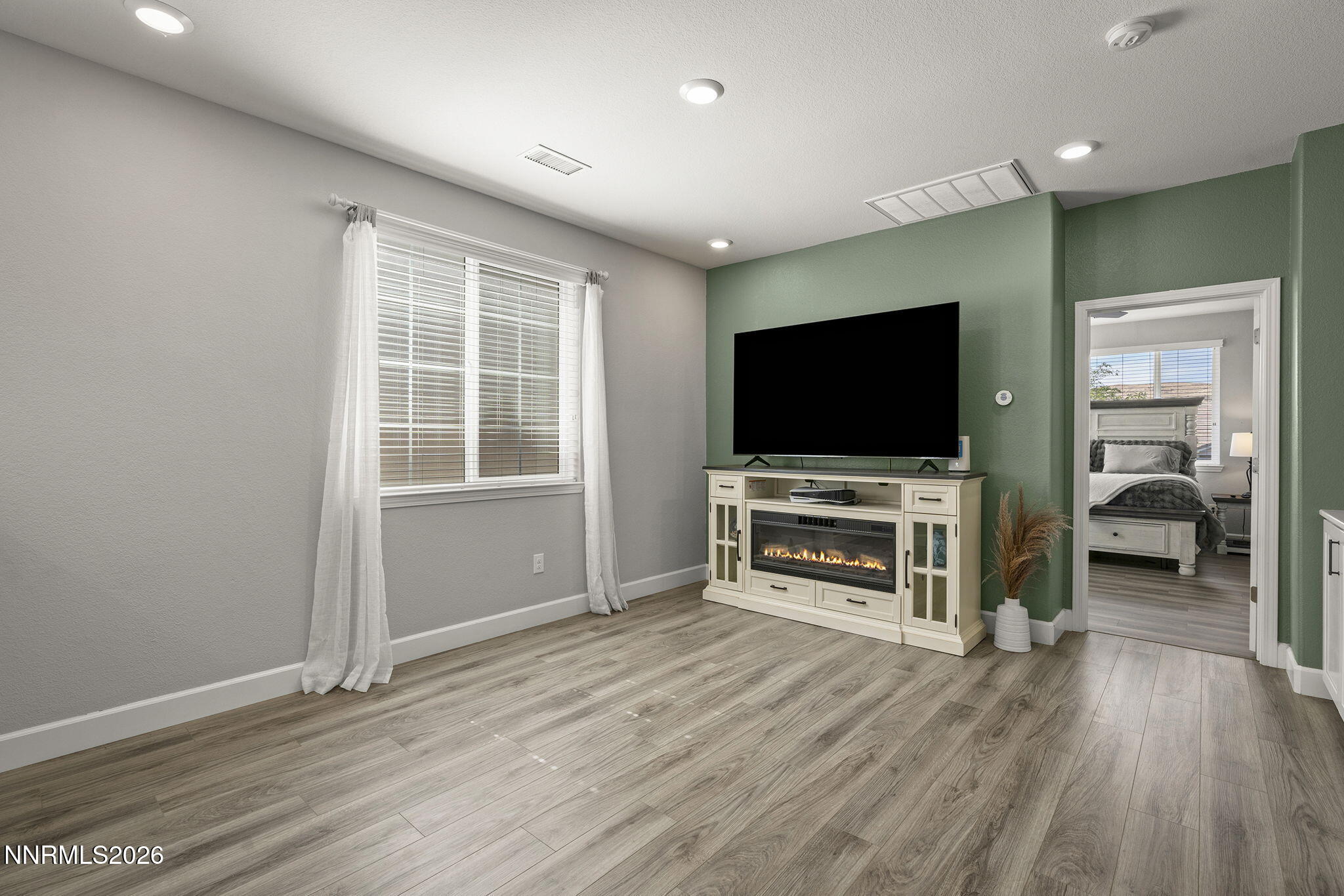 6049 Shining Sunset Drive Property Photo 15