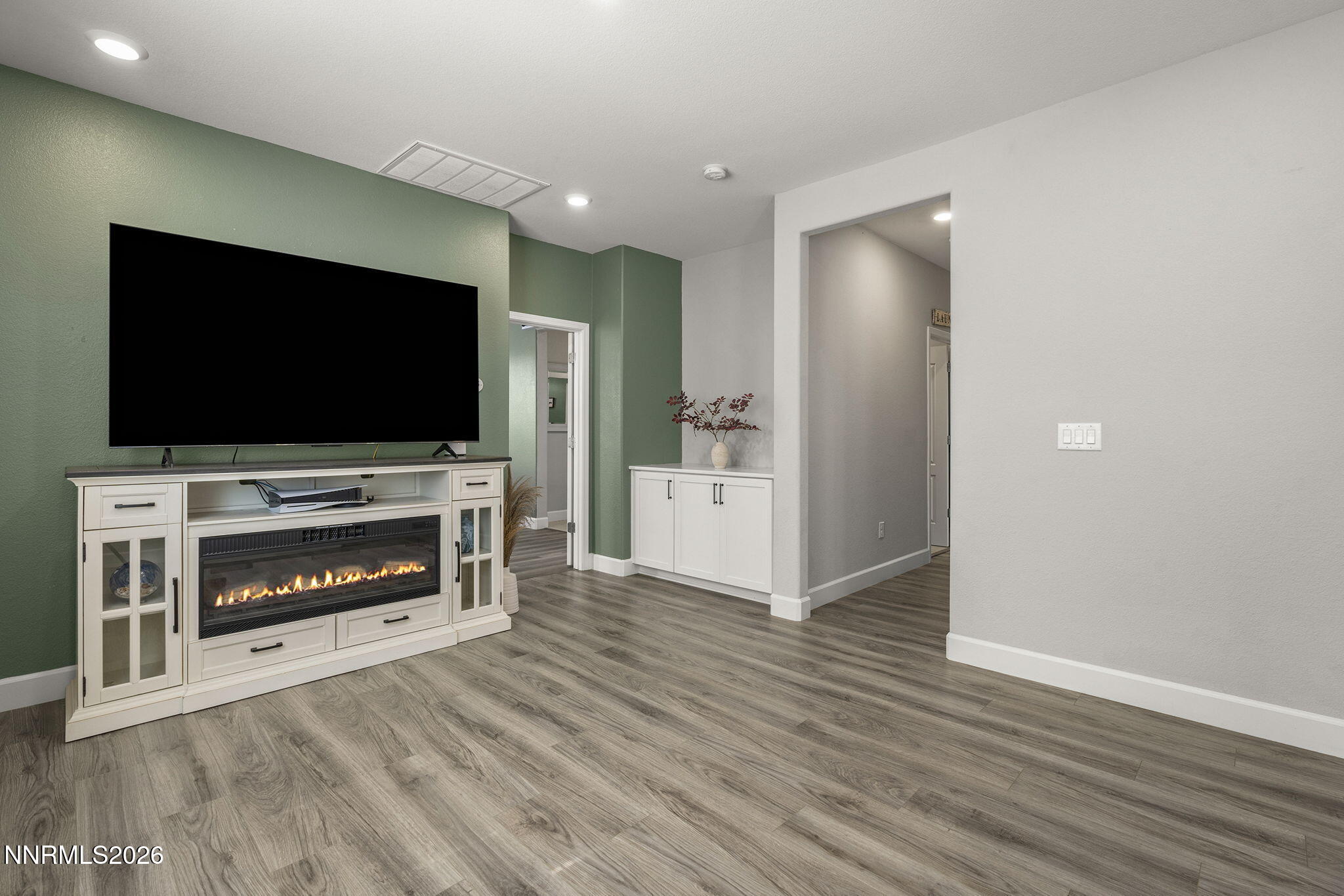 6049 Shining Sunset Drive Property Photo 17
