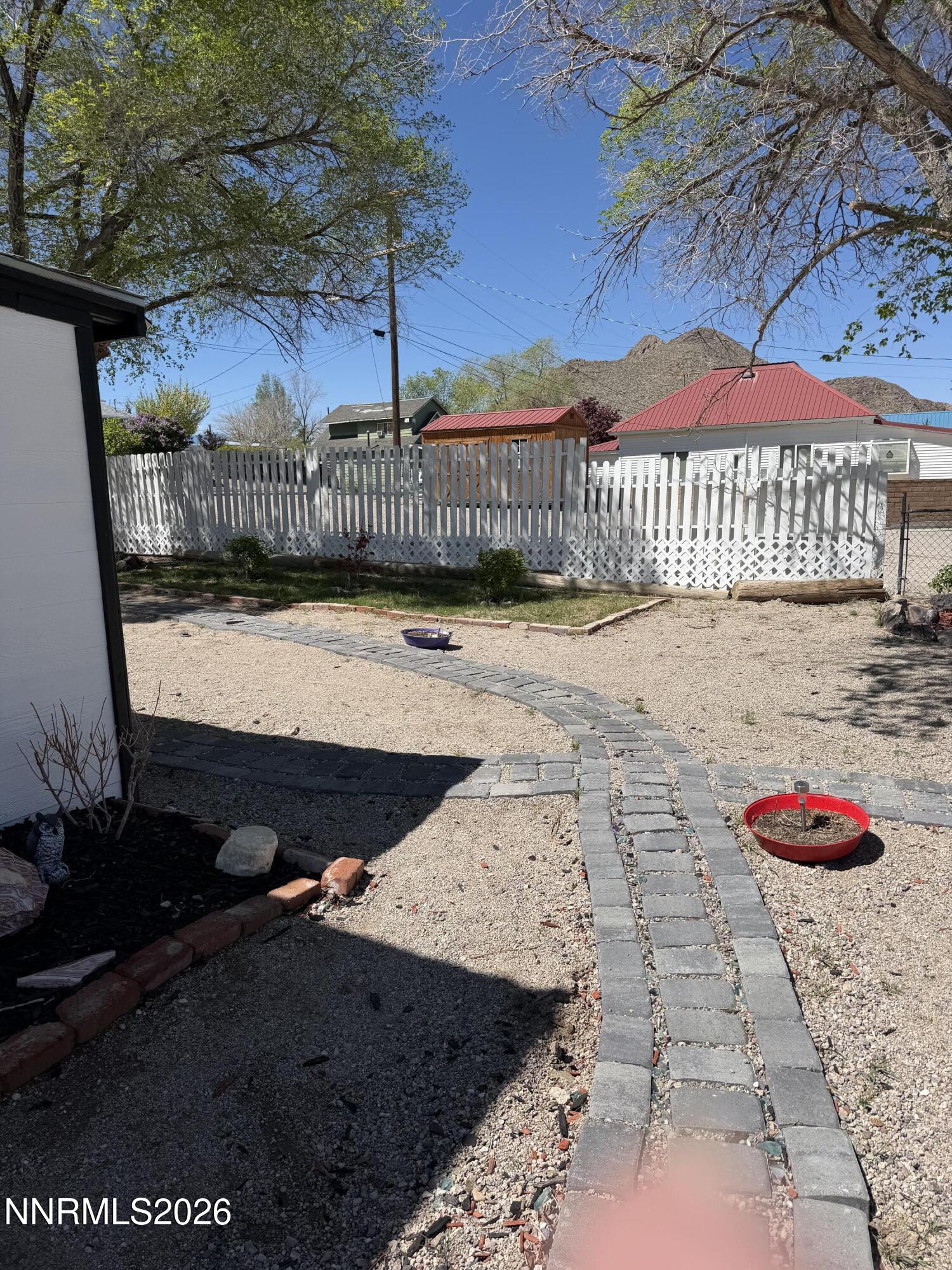 1045 Tonopah Avenue Property Photo 7