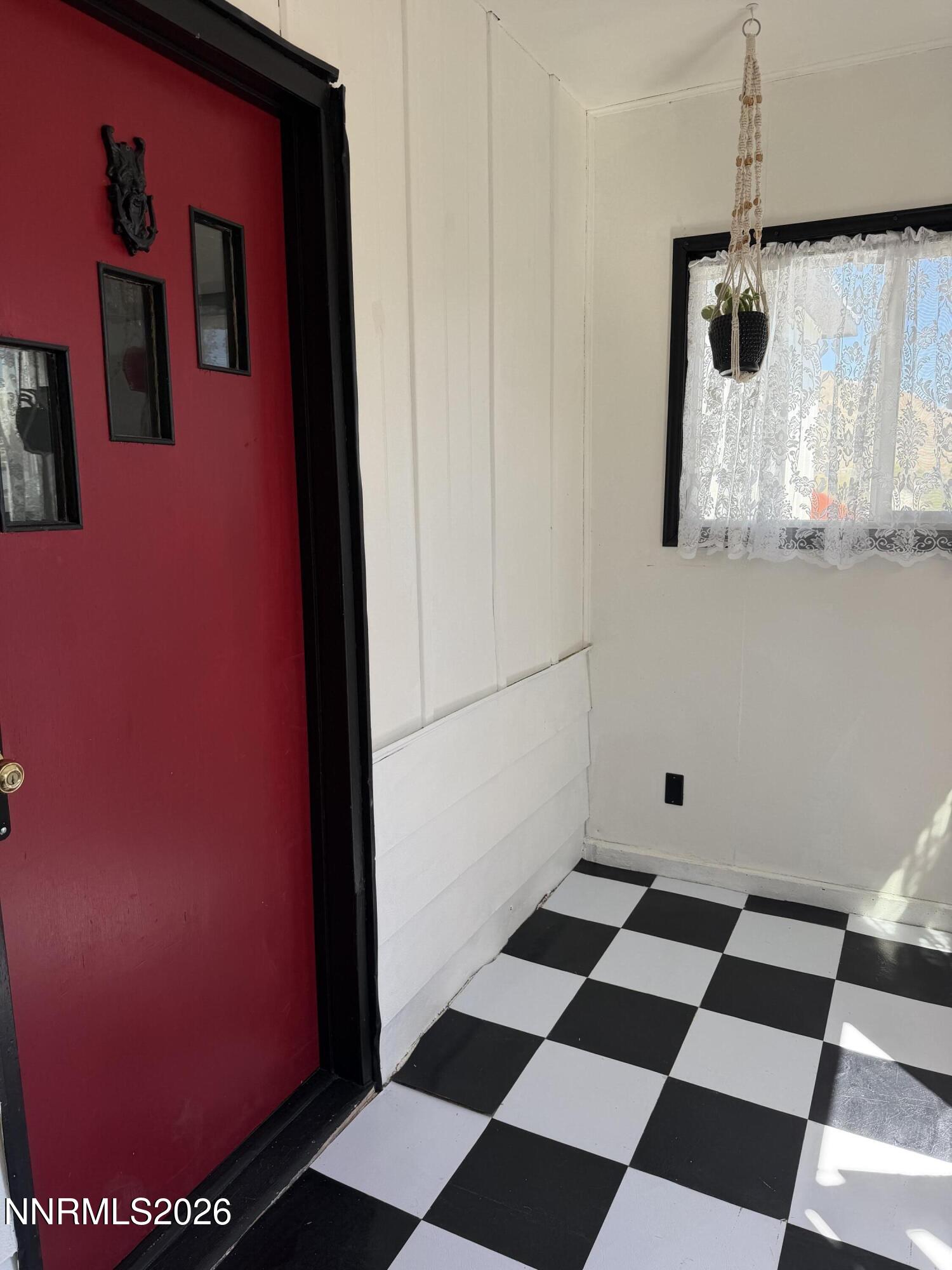 1045 Tonopah Avenue Property Photo 14