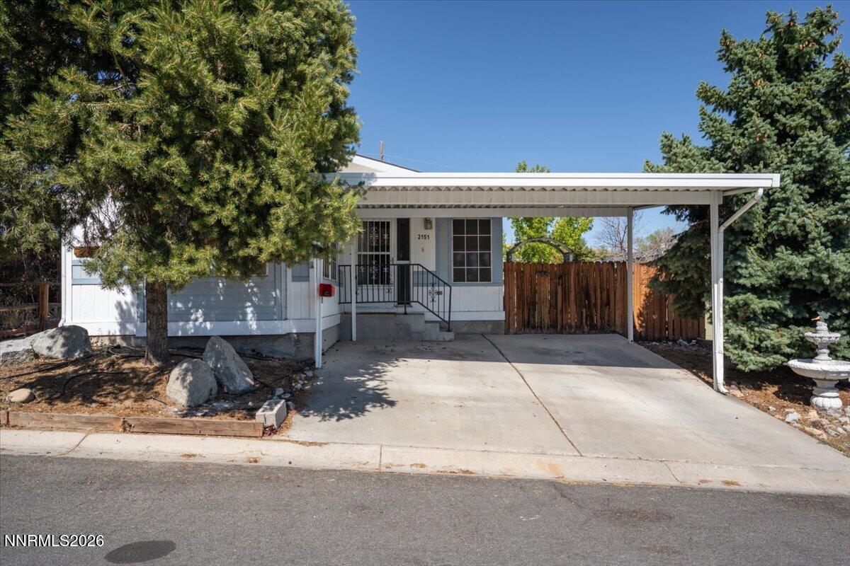 2151 Barberry Way Property Photo 1