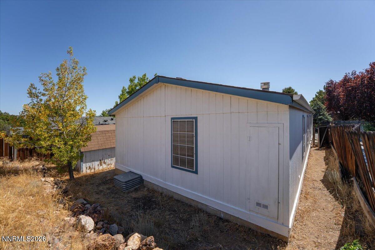 2151 Barberry Way Property Photo 22