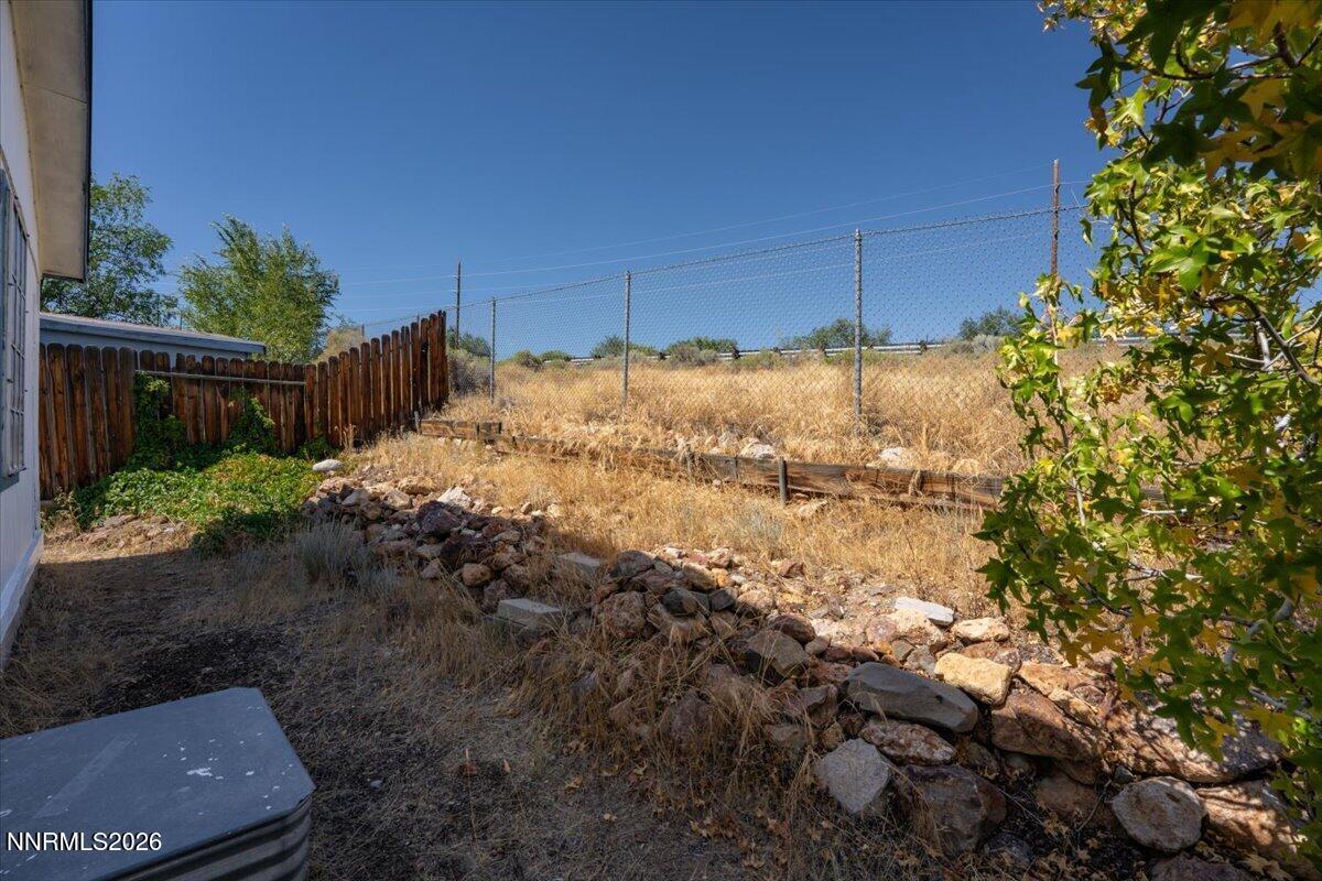 2151 Barberry Way Property Photo 24