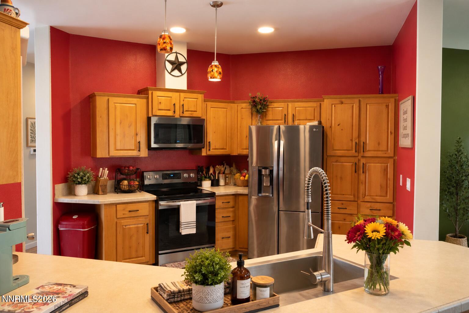 10725 Reins Way Property Photo 9