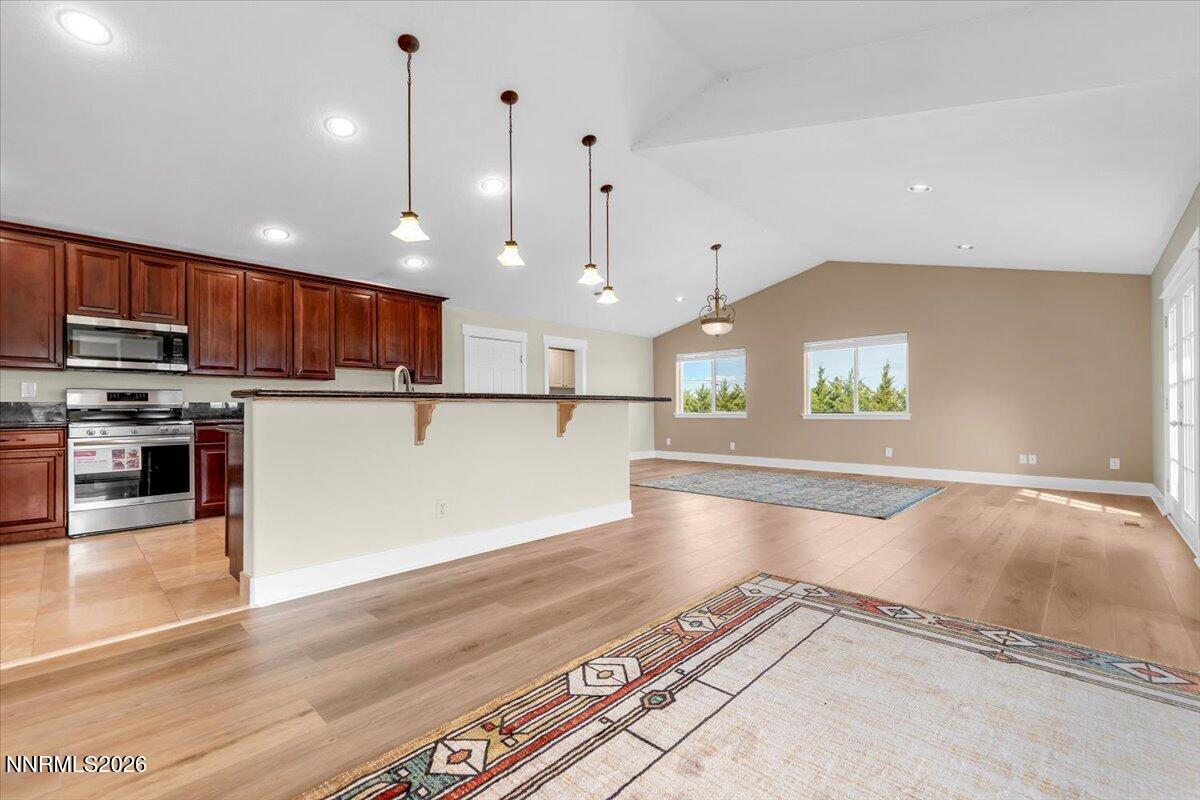 5305 Hoge Road Property Photo 14