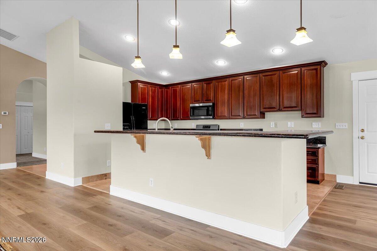5305 Hoge Road Property Photo 16