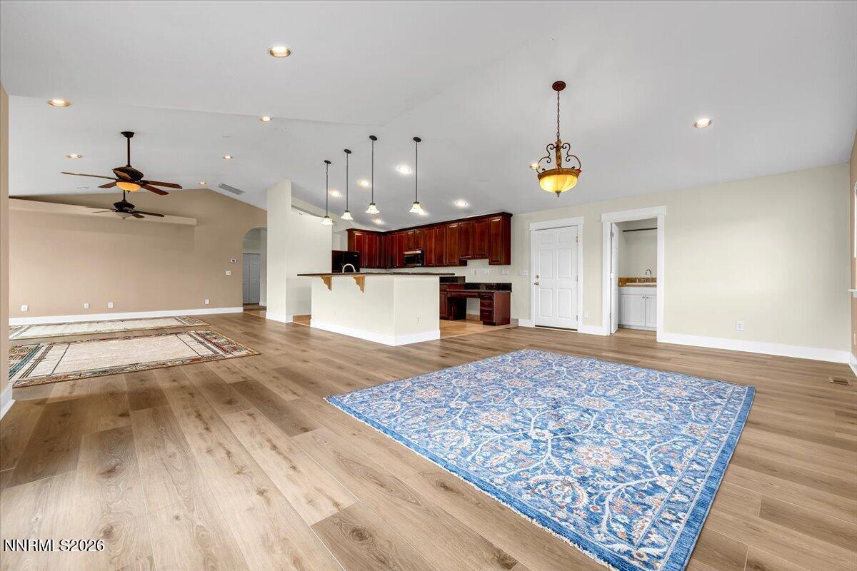 5305 Hoge Road Property Photo 28