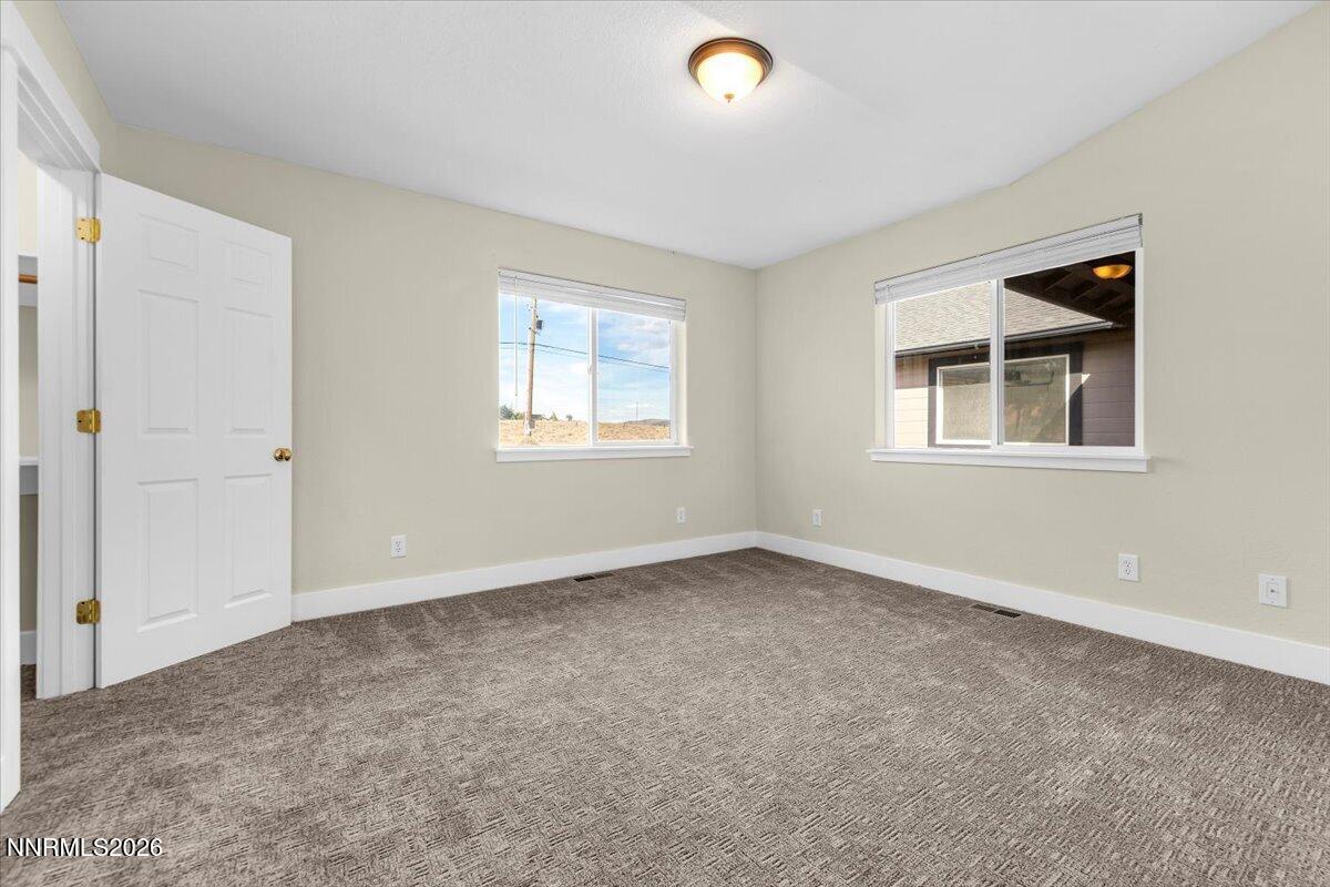 5305 Hoge Road Property Photo 45