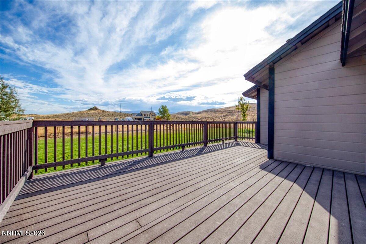 5305 Hoge Road Property Photo 56