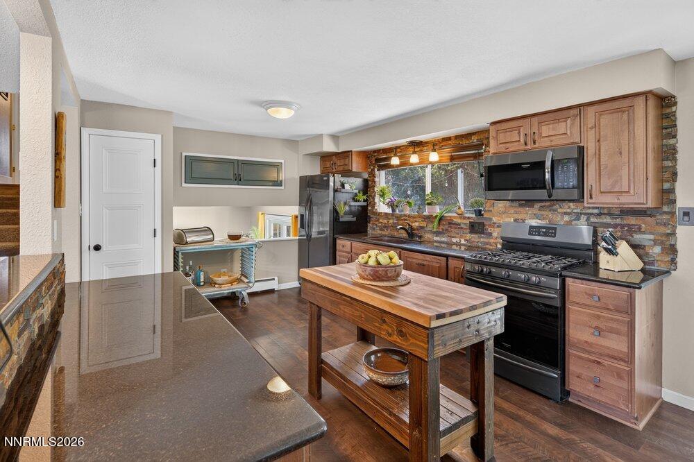 3270 Cashill Boulevard Property Photo 14