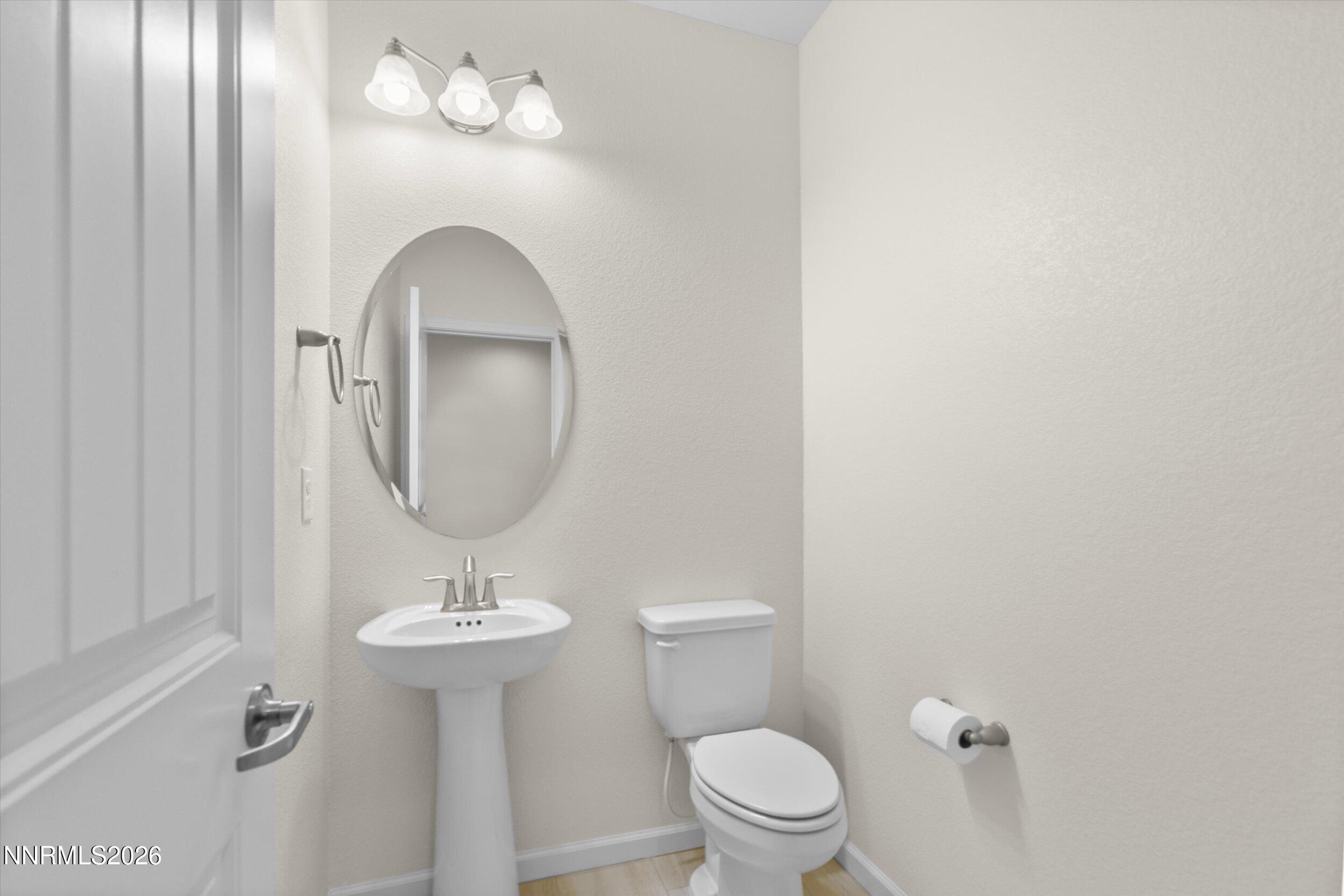 907 W End Street Property Photo 13