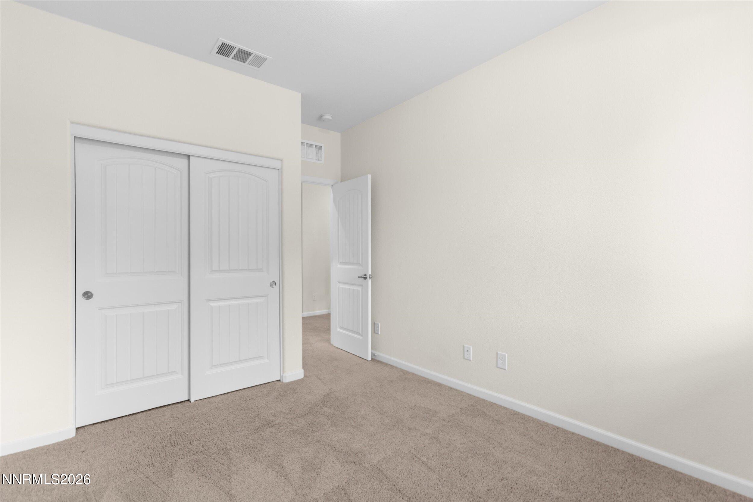 907 W End Street Property Photo 18