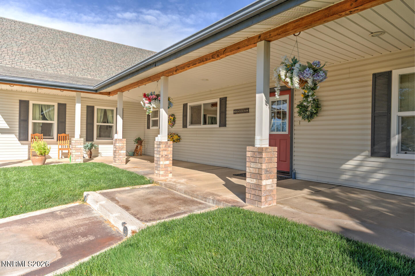 1220 Strasdin Lane Property Photo 3