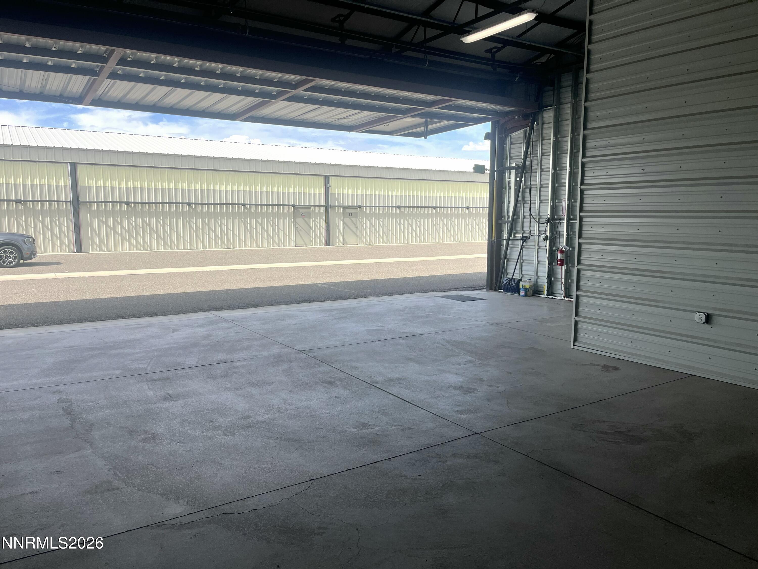 2202 Taxiway F Property Photo 9