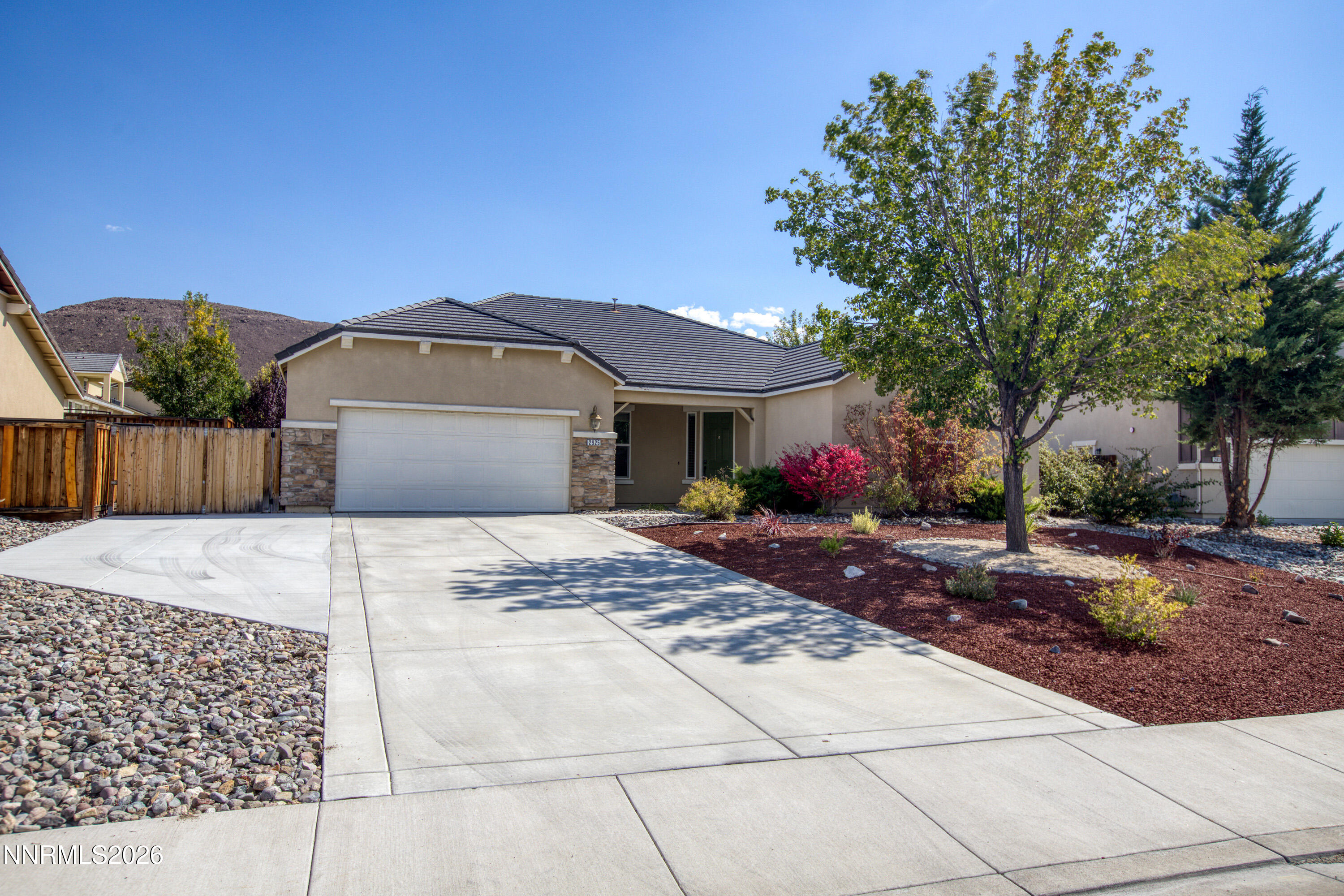 2925 Lessini Court Property Photo 2