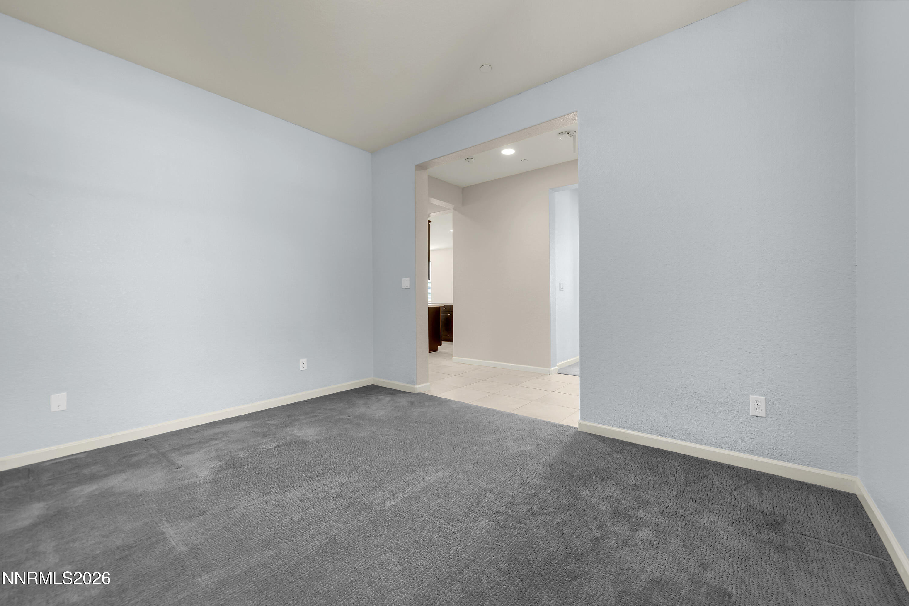 2925 Lessini Court Property Photo 4