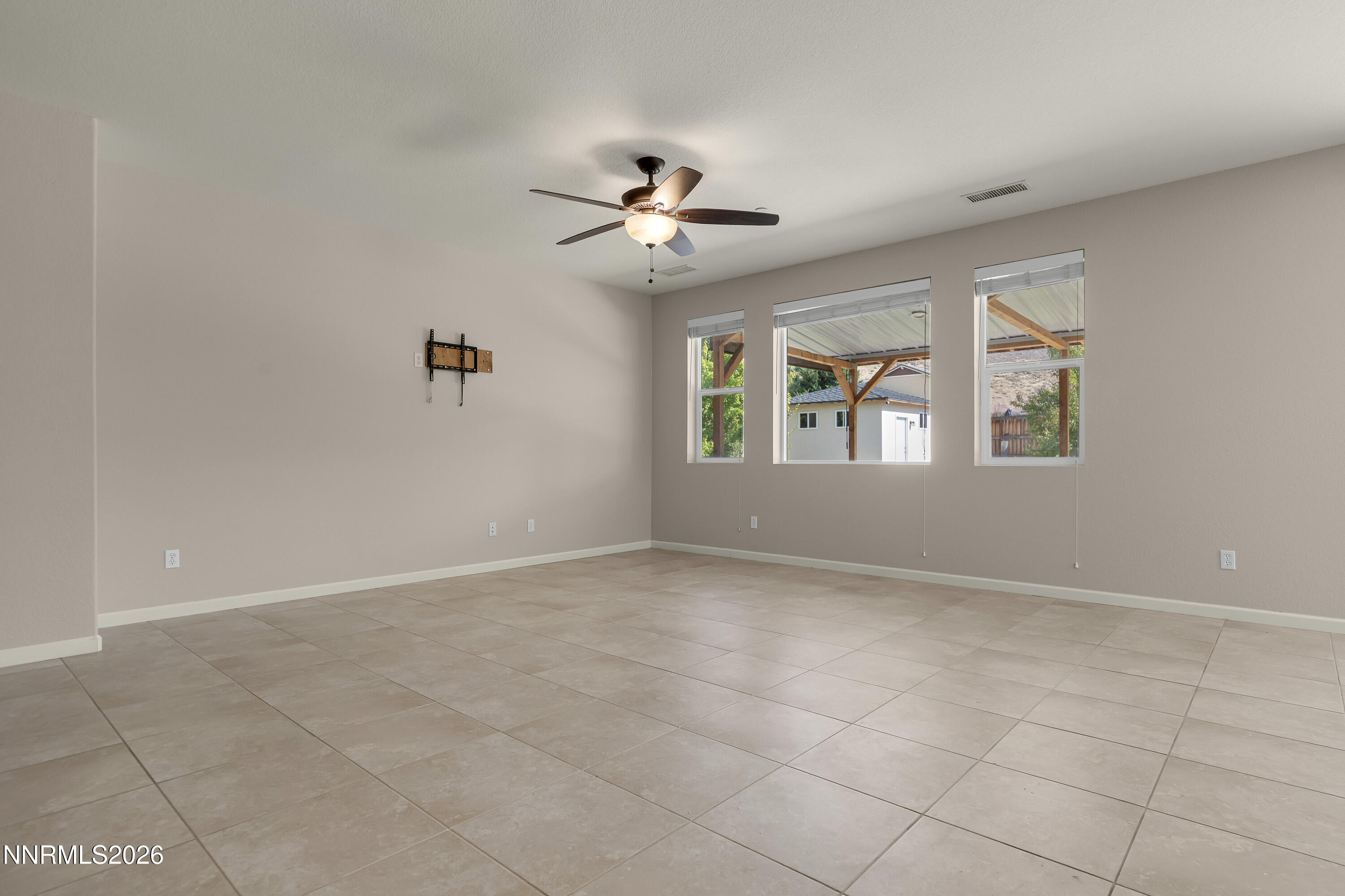 2925 Lessini Court Property Photo 15