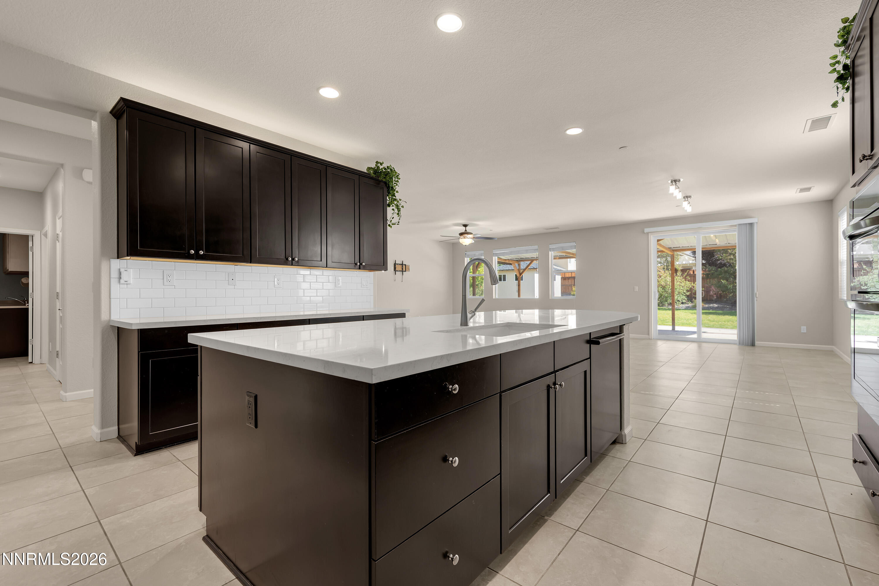 2925 Lessini Court Property Photo 25