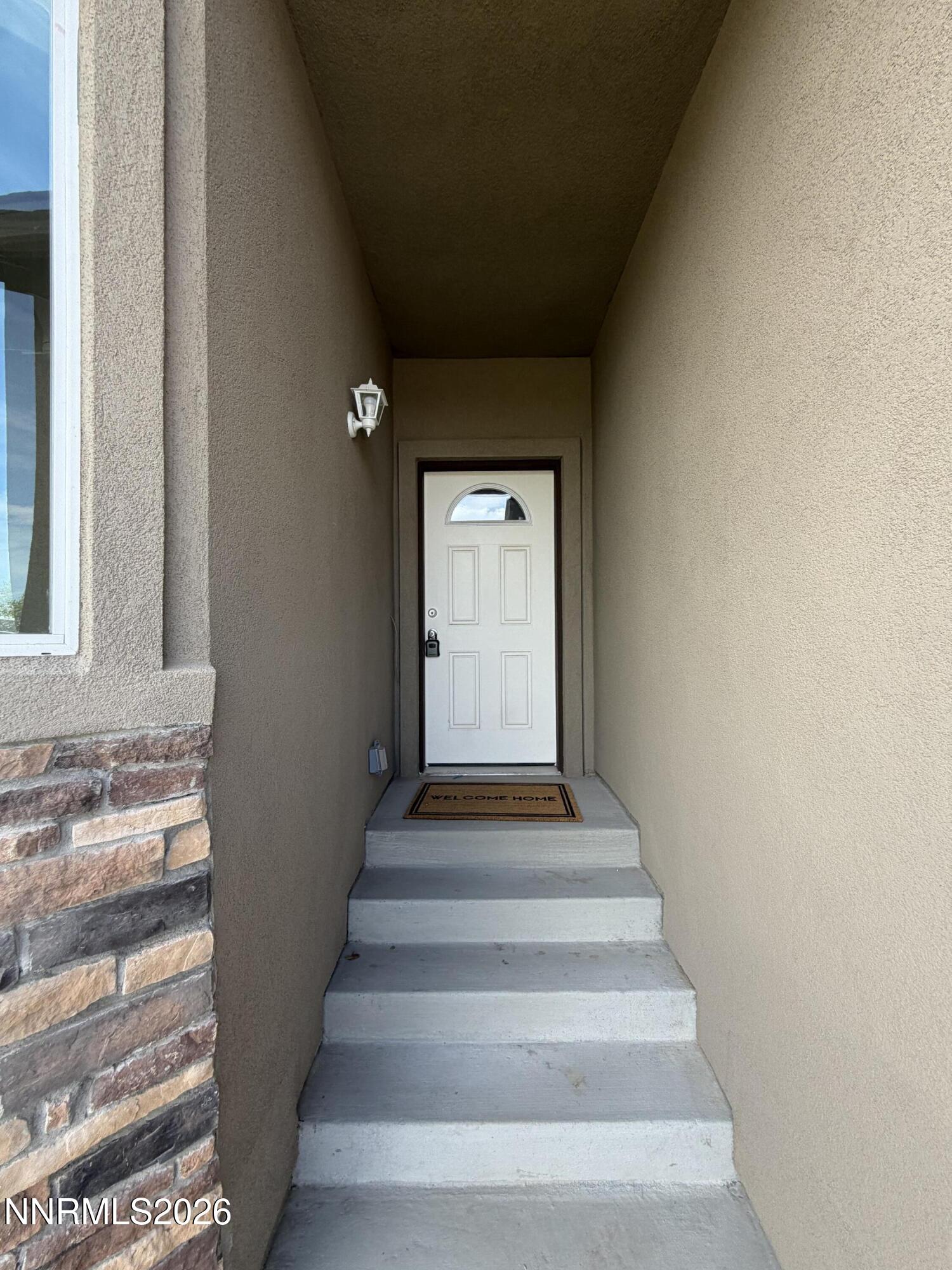 584 Wedge Lane Property Photo 4