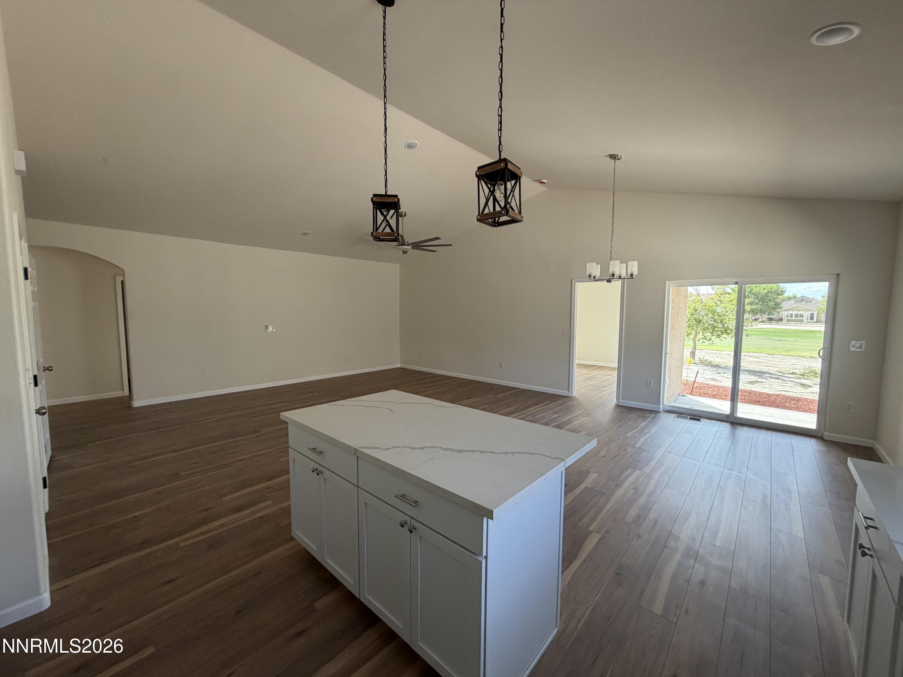584 Wedge Lane Property Photo 10