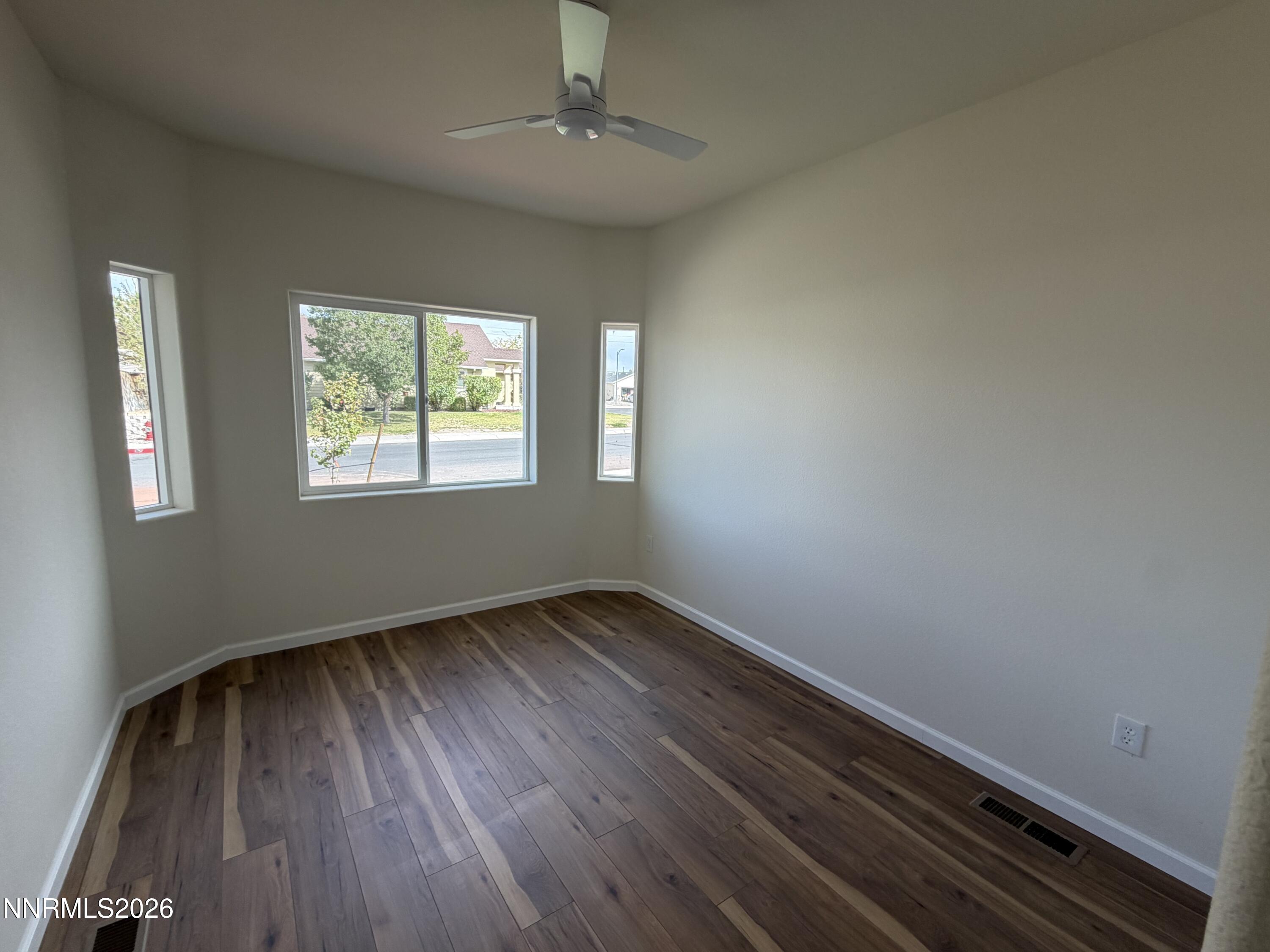 584 Wedge Lane Property Photo 18