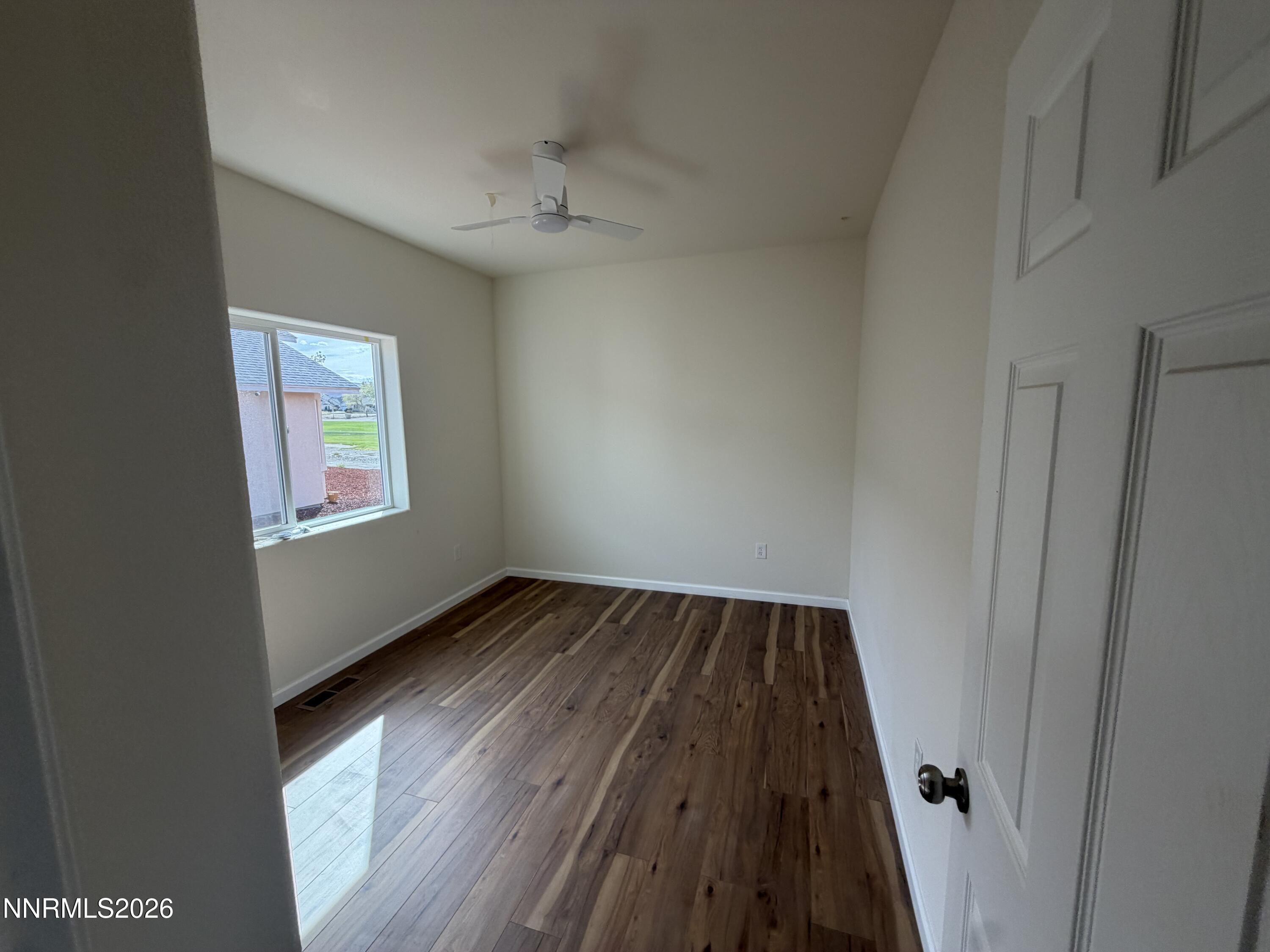 584 Wedge Lane Property Photo 24