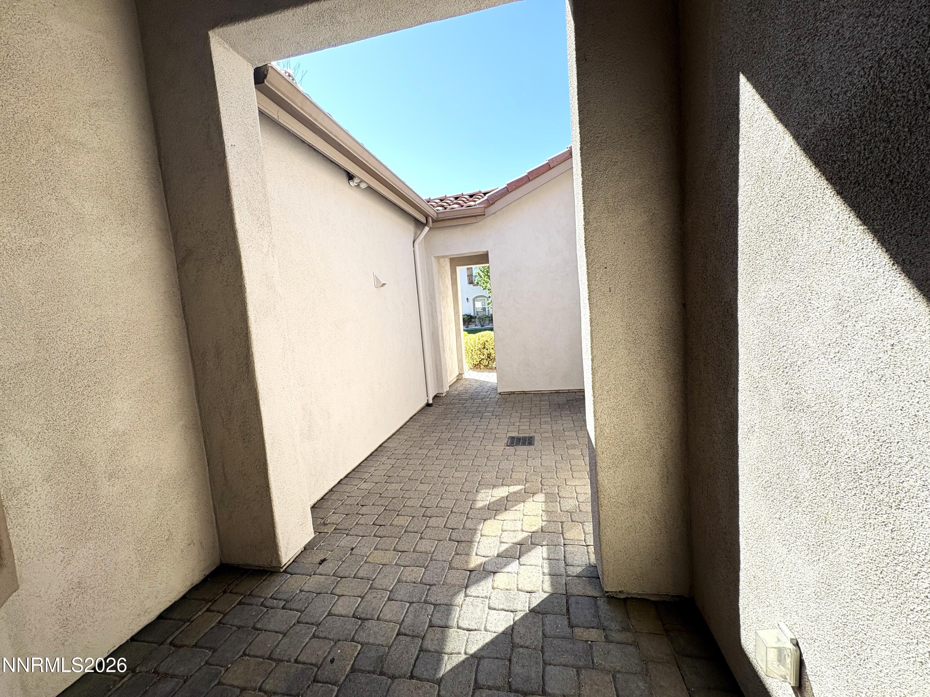 855 Sienna Park Drive Property Photo 3