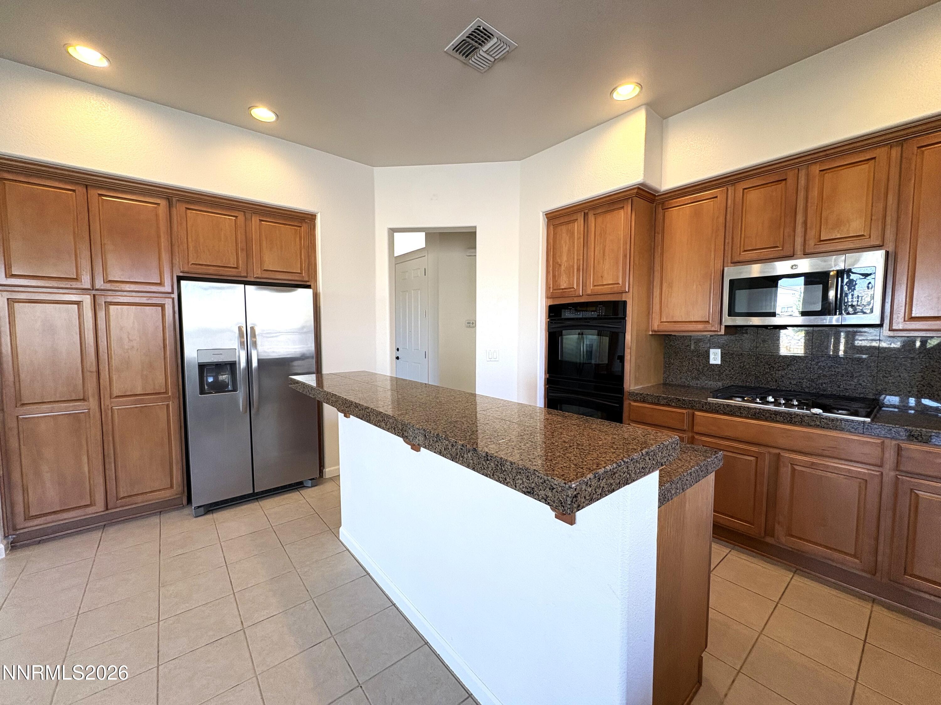 855 Sienna Park Drive Property Photo 12