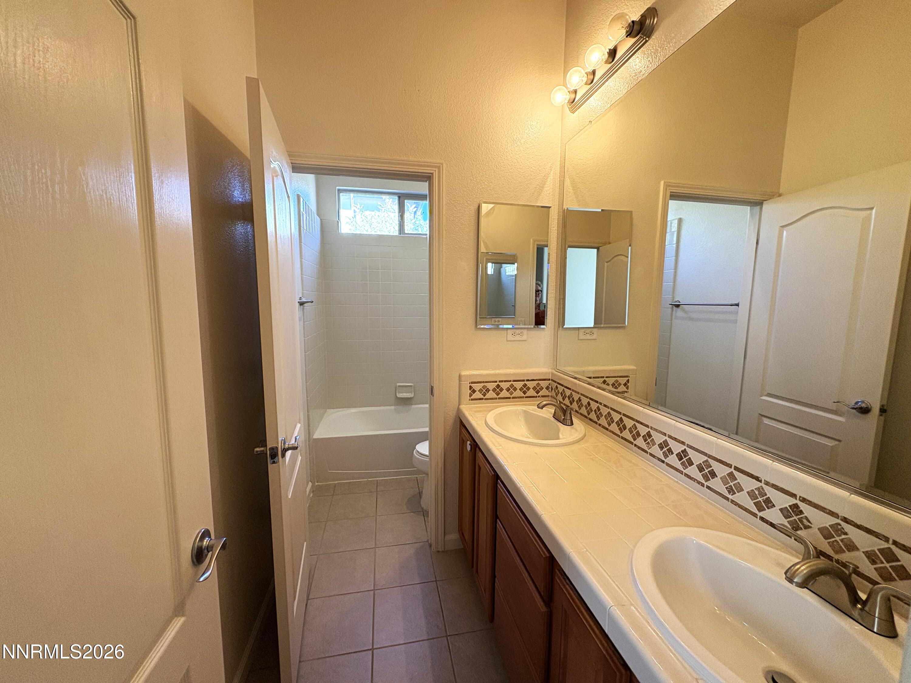 855 Sienna Park Drive Property Photo 26