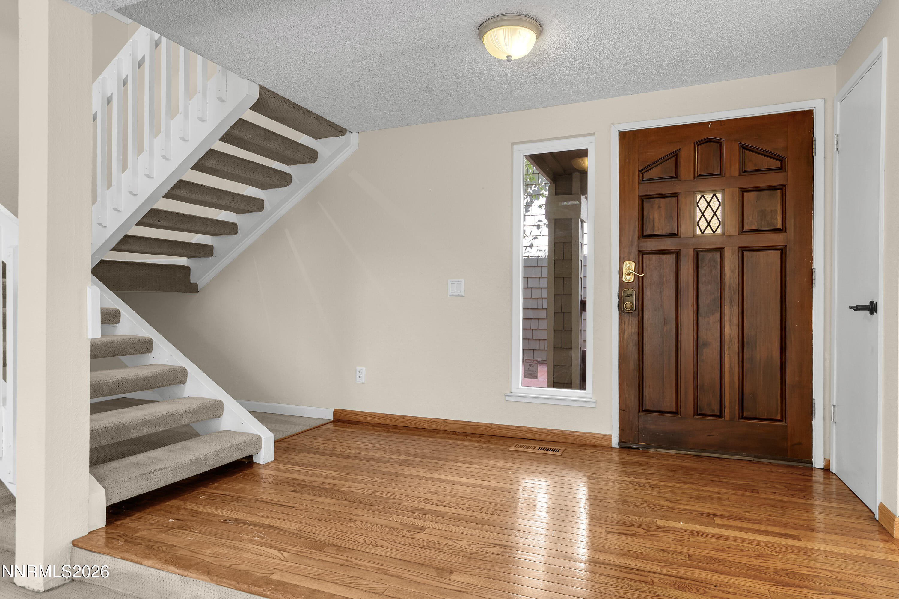 6409 Meadow Country Drive Property Photo 3