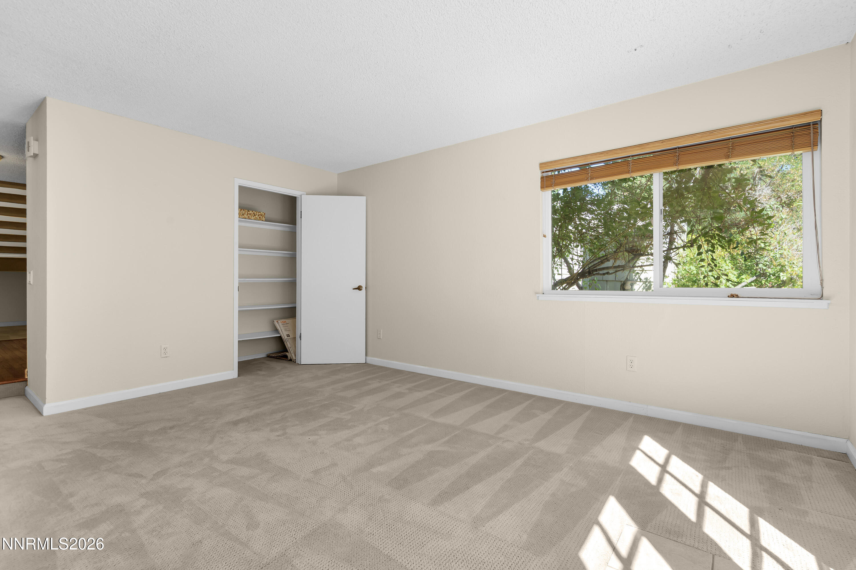 6409 Meadow Country Drive Property Photo 9