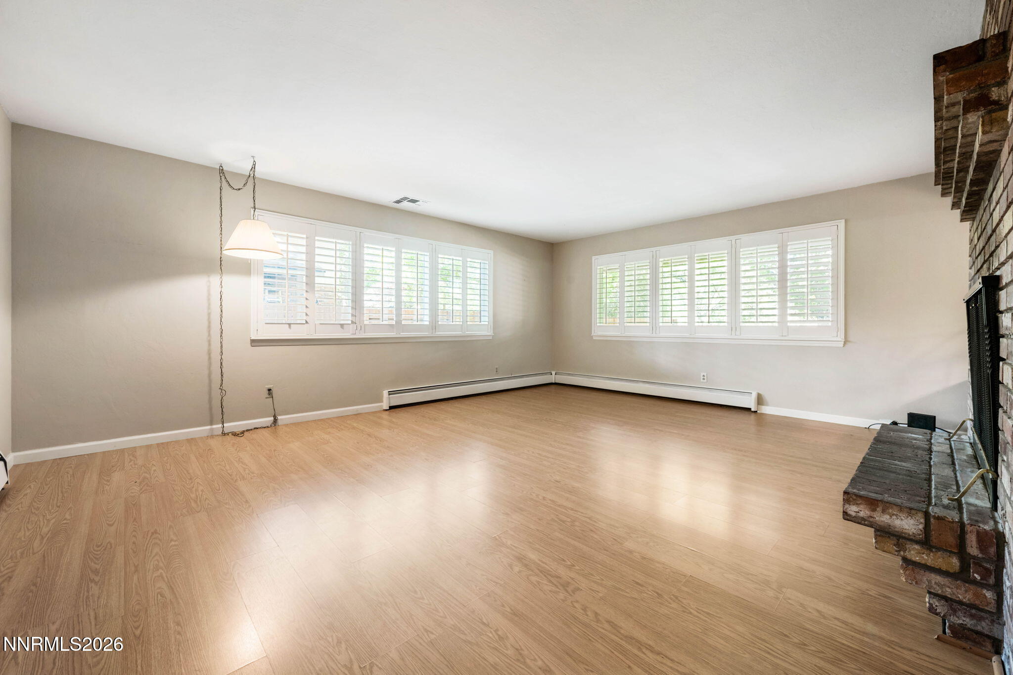 3015 Idlewild Drive Property Photo 4