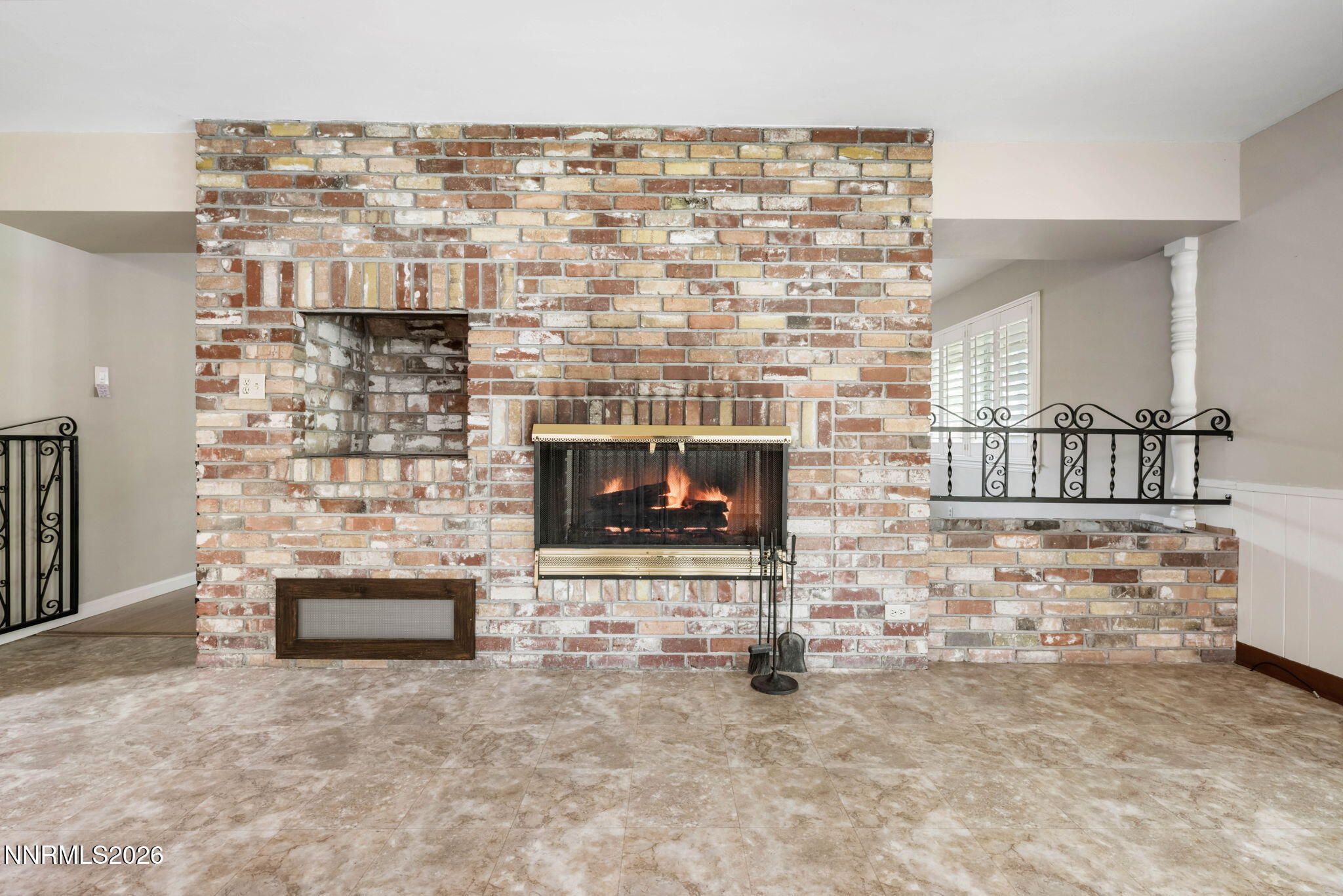 3015 Idlewild Drive Property Photo 6