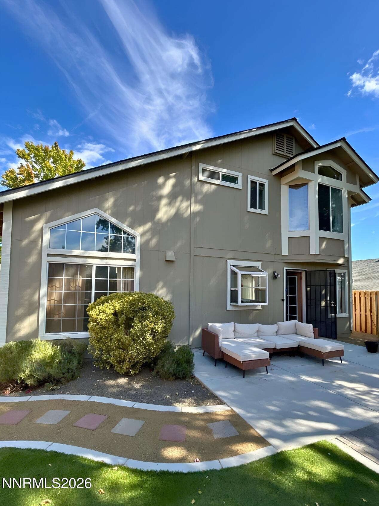 6326 Blue Lakes Court Property Photo 4
