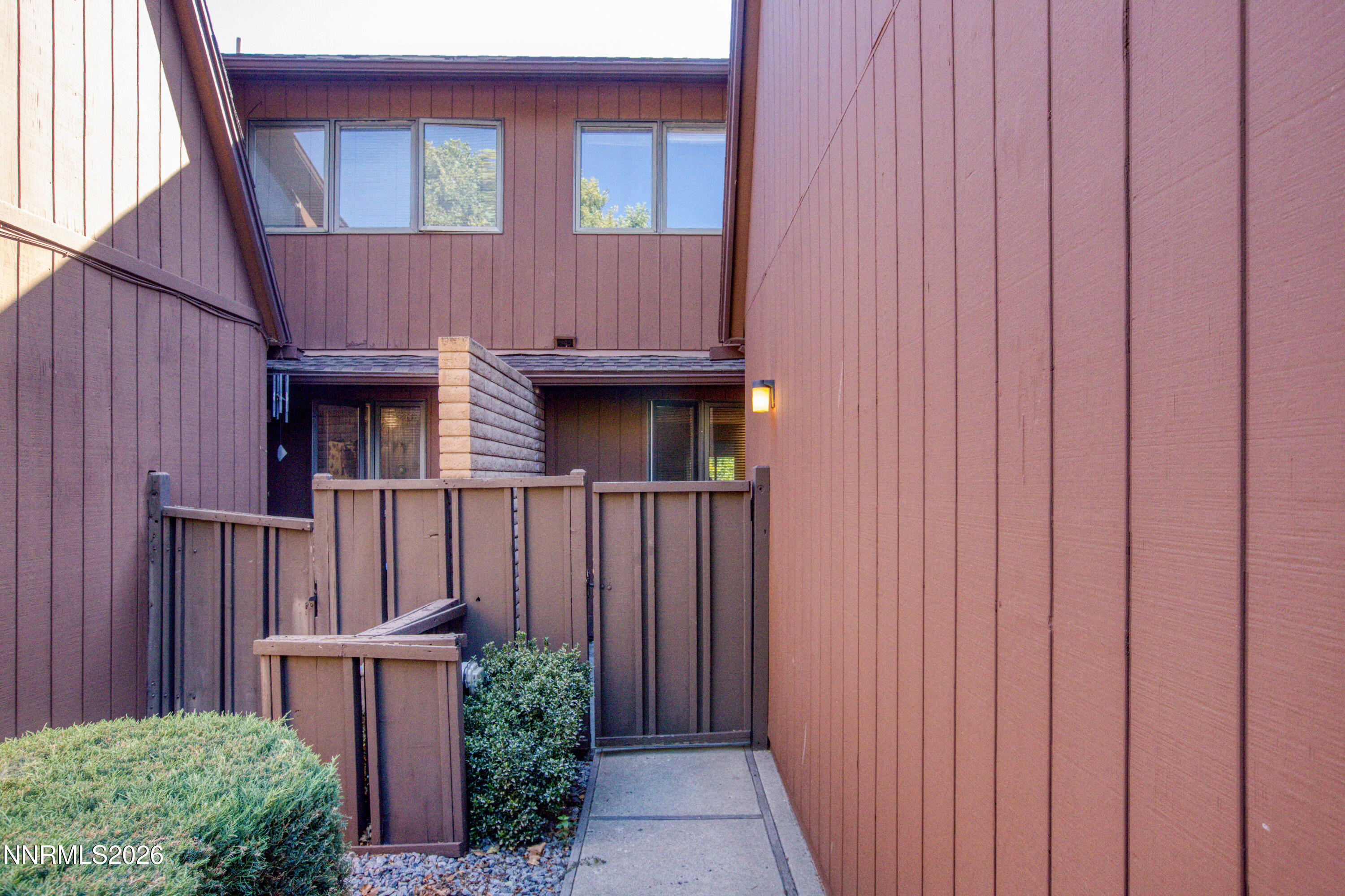 1974 S Villa Way Property Photo 2