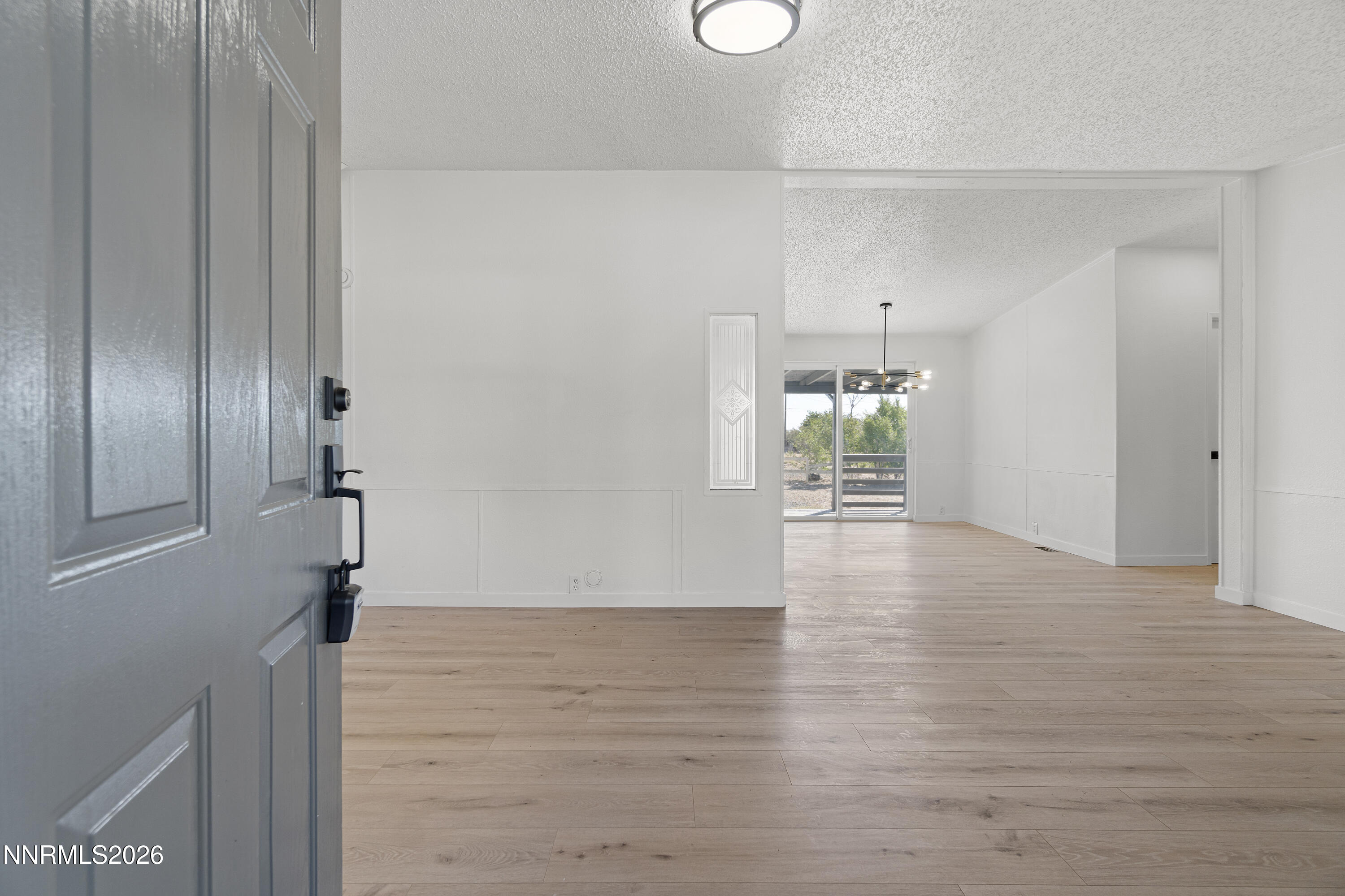 3814 Amber Street Property Photo 6